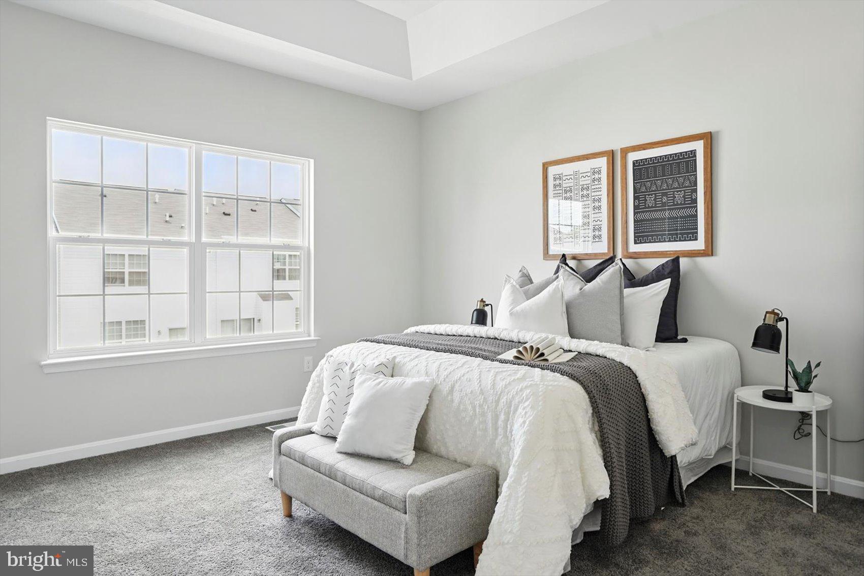 ADMIRALS LANDING - Residential