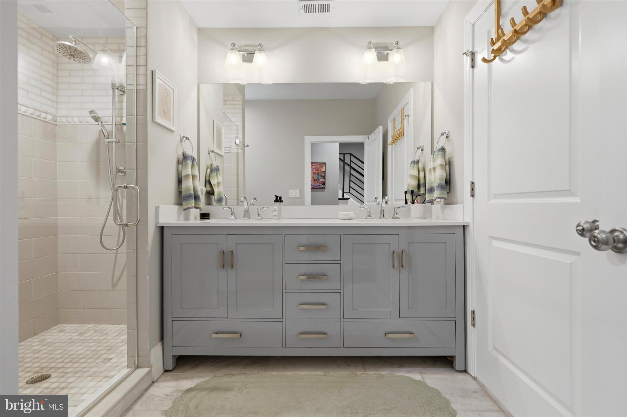 MANAYUNK - Residential