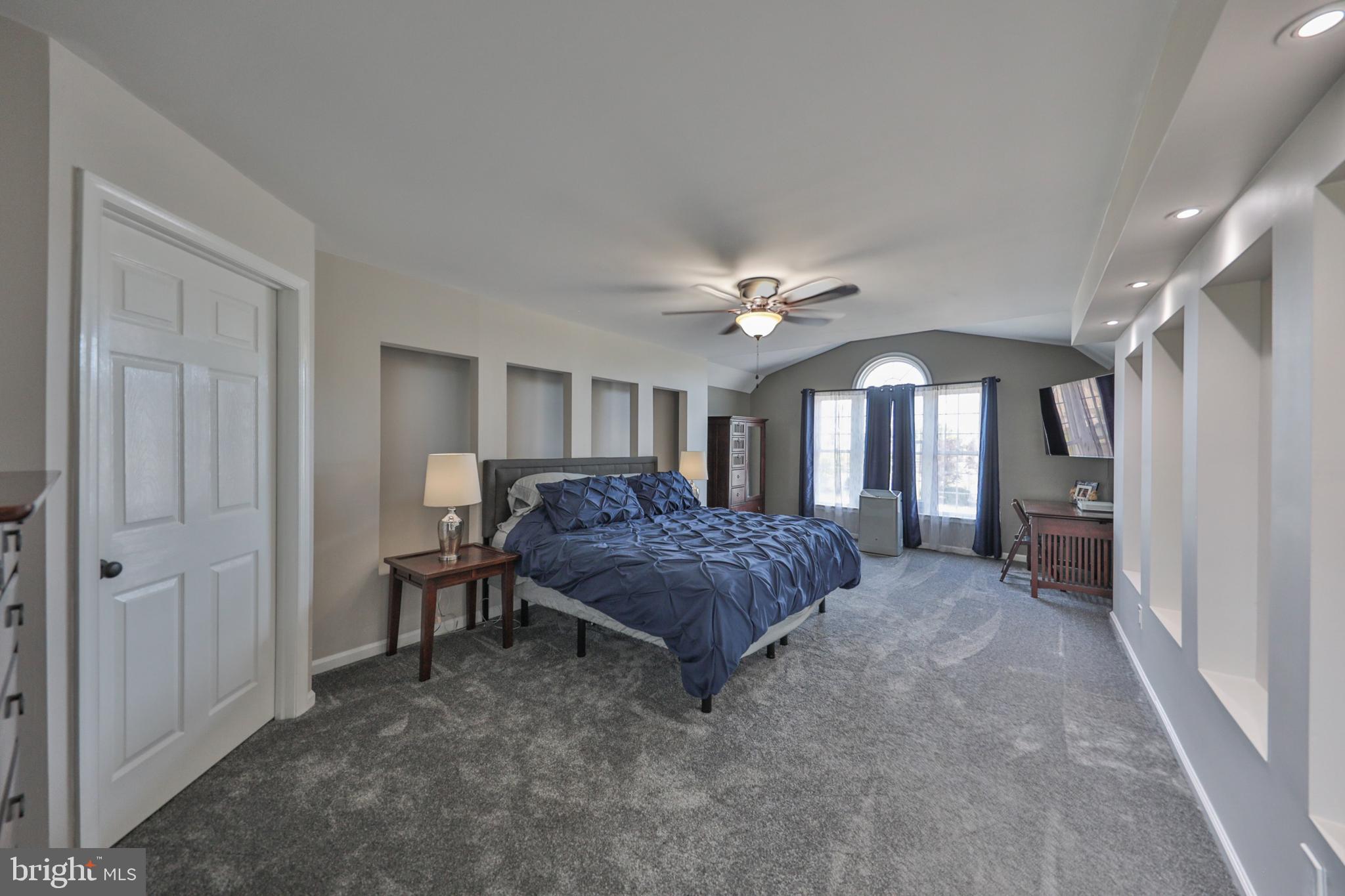 ACADEMY PLACE - Residential