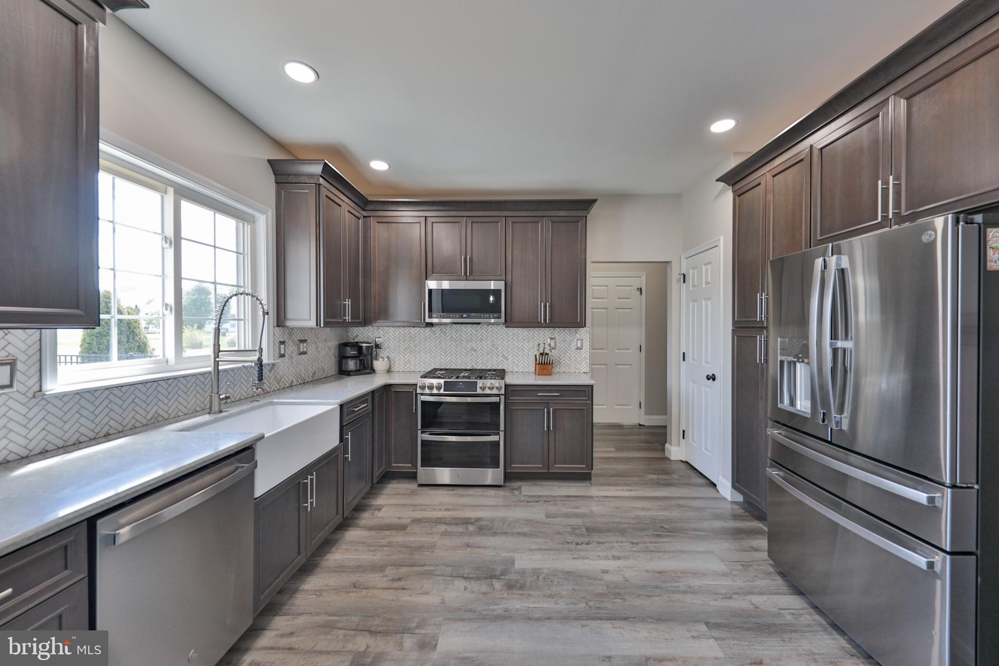 ACADEMY PLACE - Residential