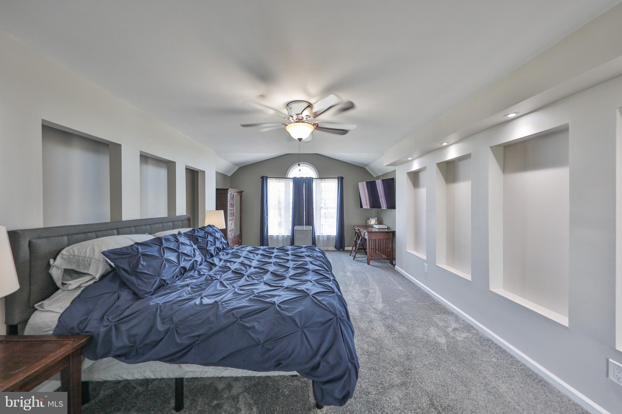 ACADEMY PLACE - Residential