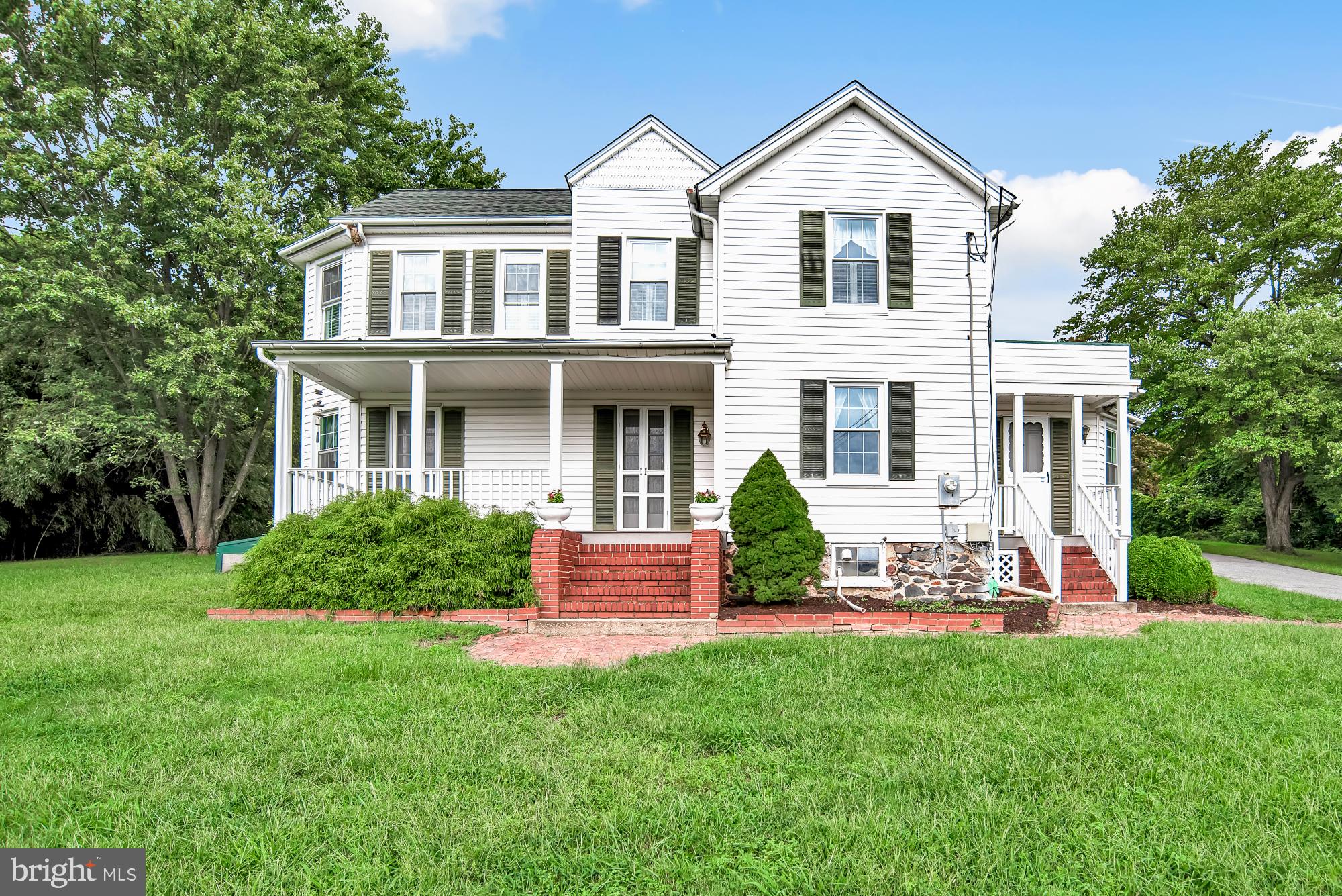 SAVAGE MEADOWS - Residential