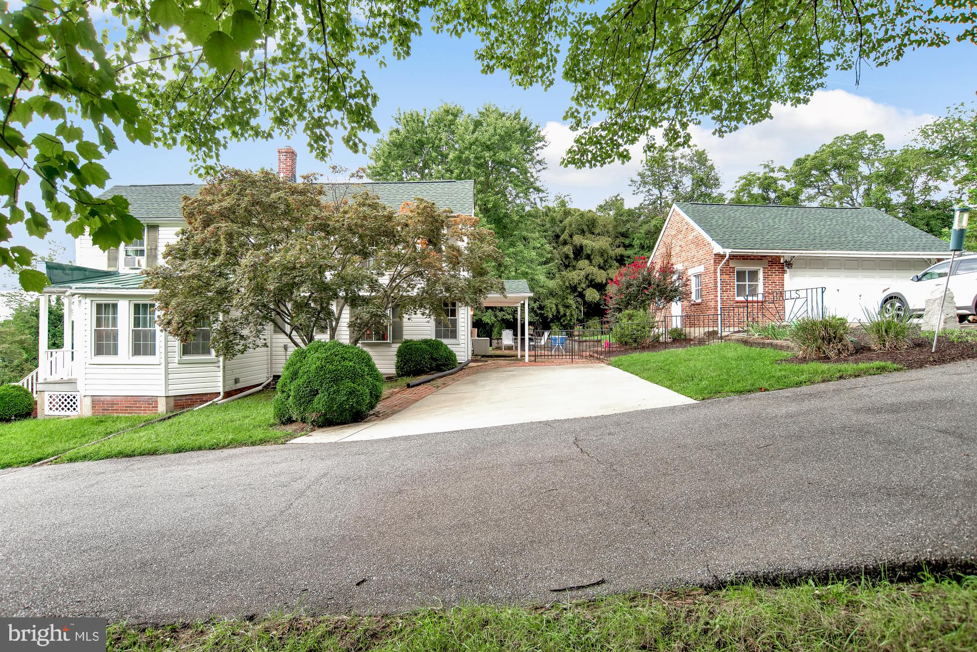 SAVAGE MEADOWS - Residential