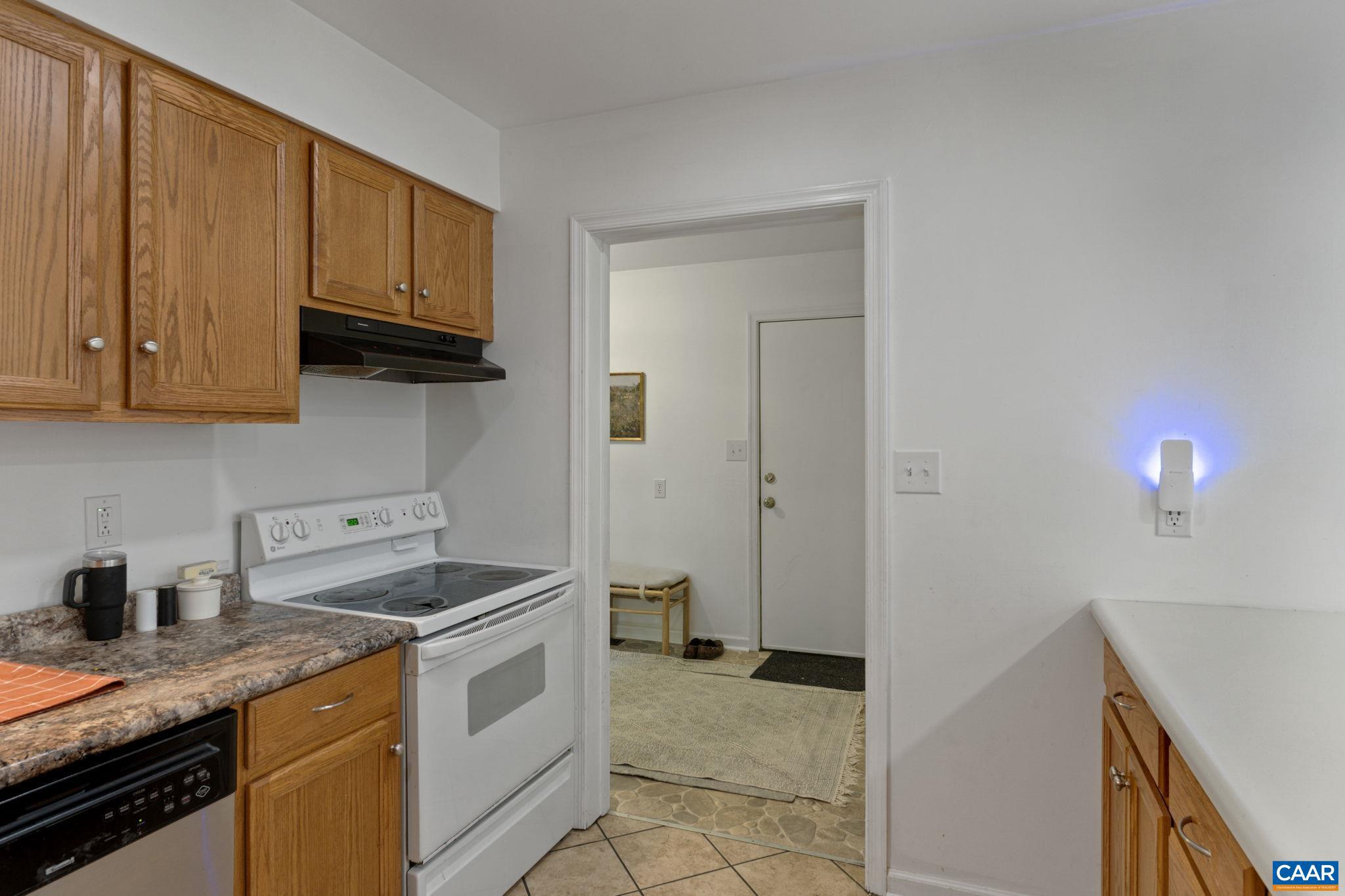 LAKE MONTICELLO - Residential