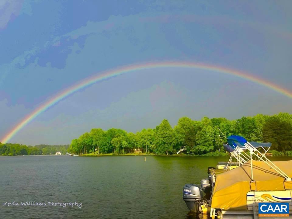 LAKE MONTICELLO - Residential