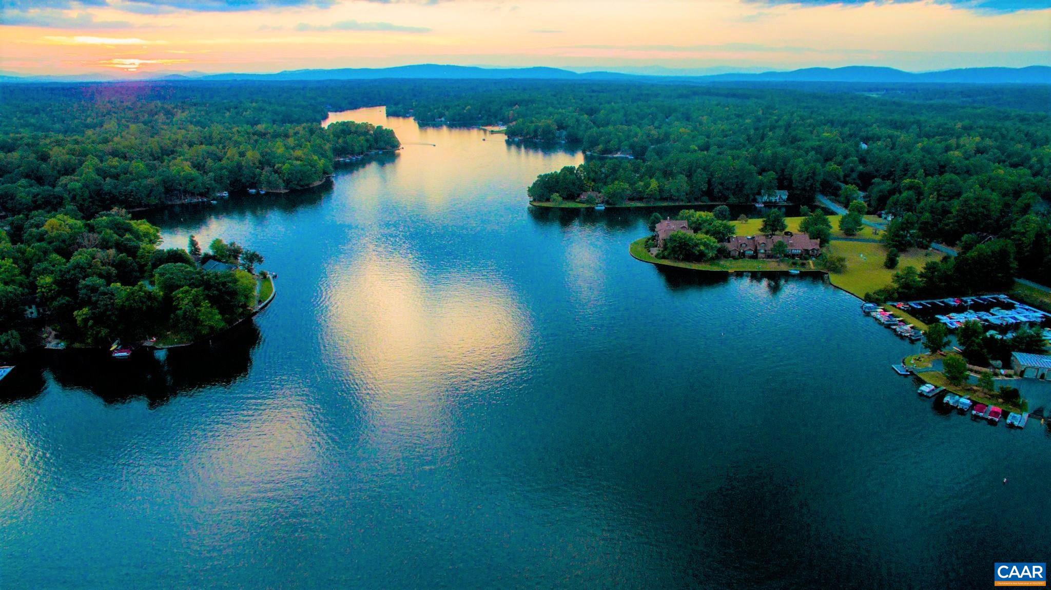 LAKE MONTICELLO - Residential