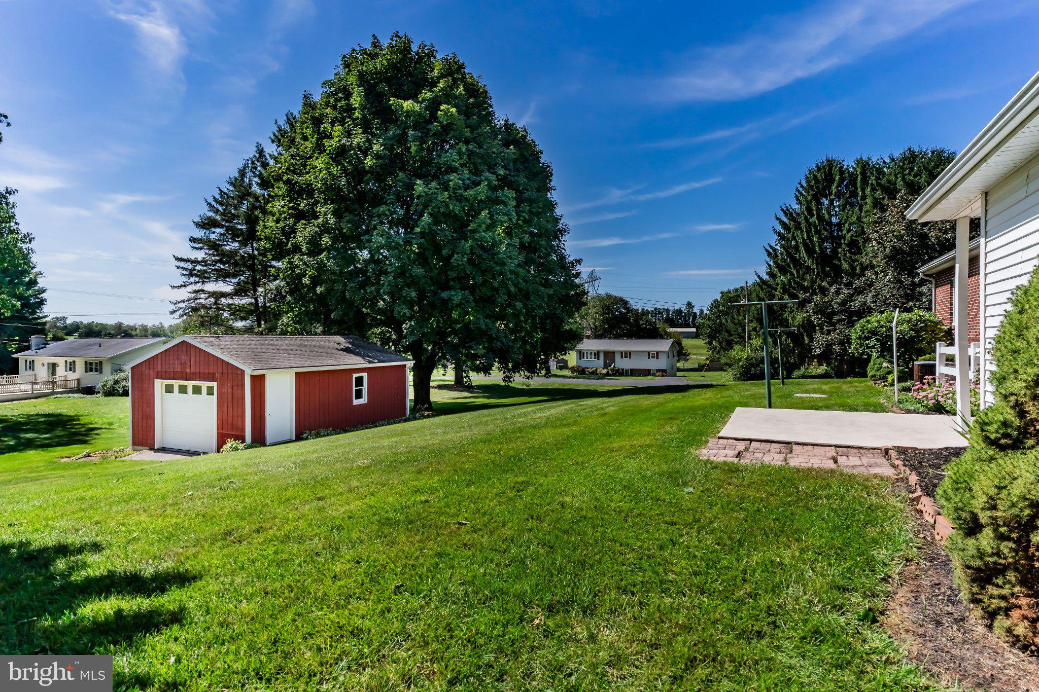 1249 HILLSIDE DRIVE