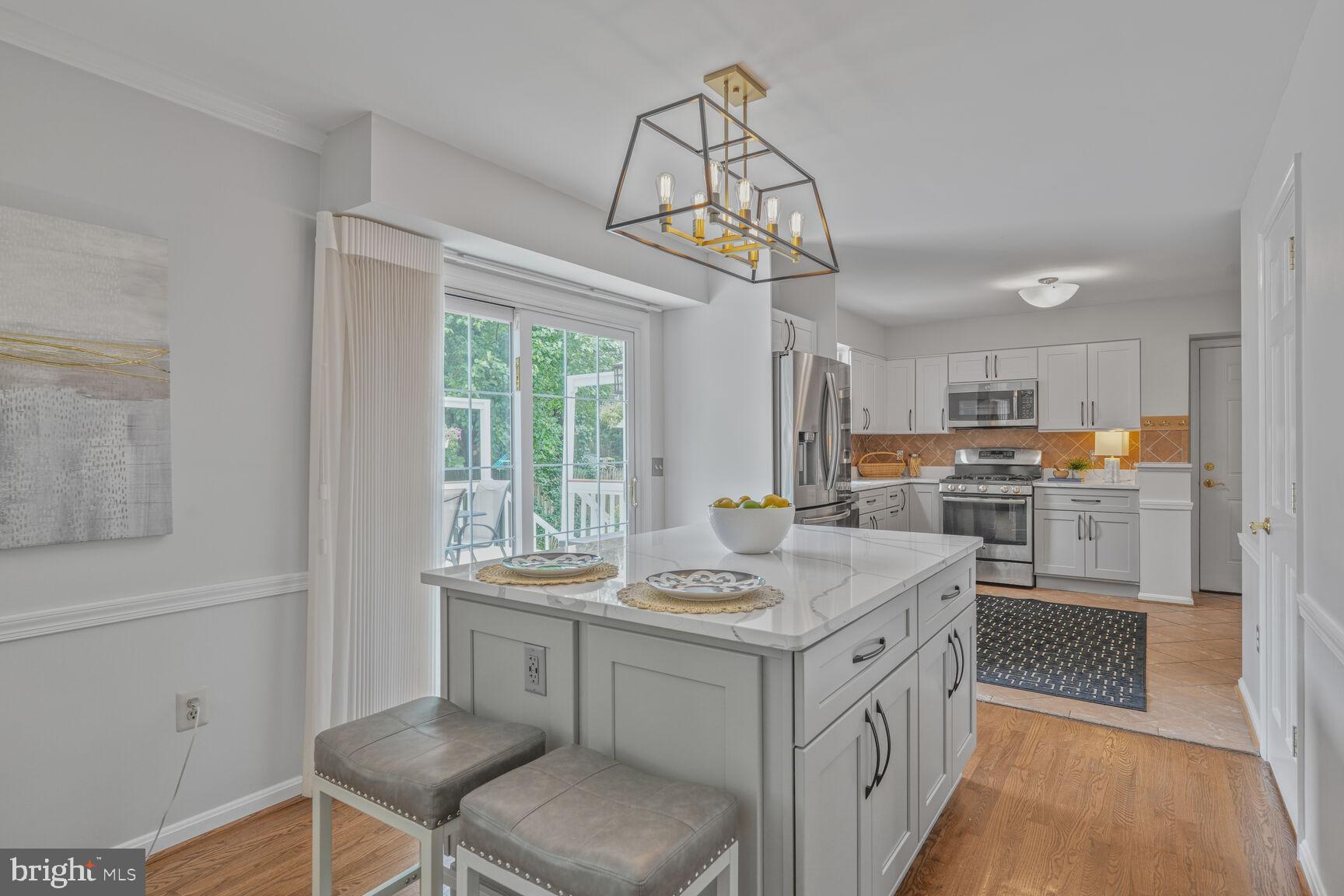 MCLEAN MEADOWS - Residential