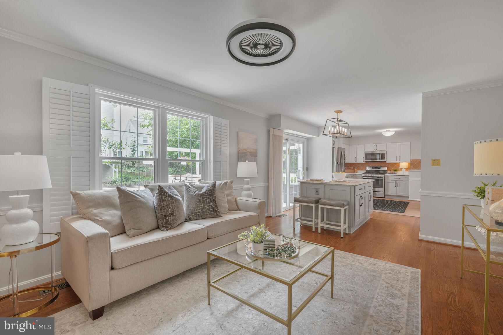 MCLEAN MEADOWS - Residential