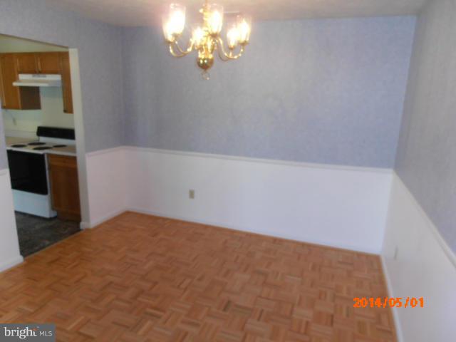 LAKE VIEW - Residential