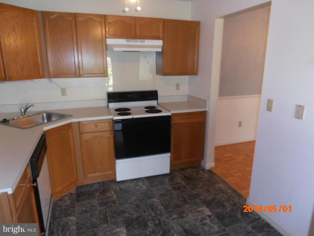 LAKE VIEW - Residential