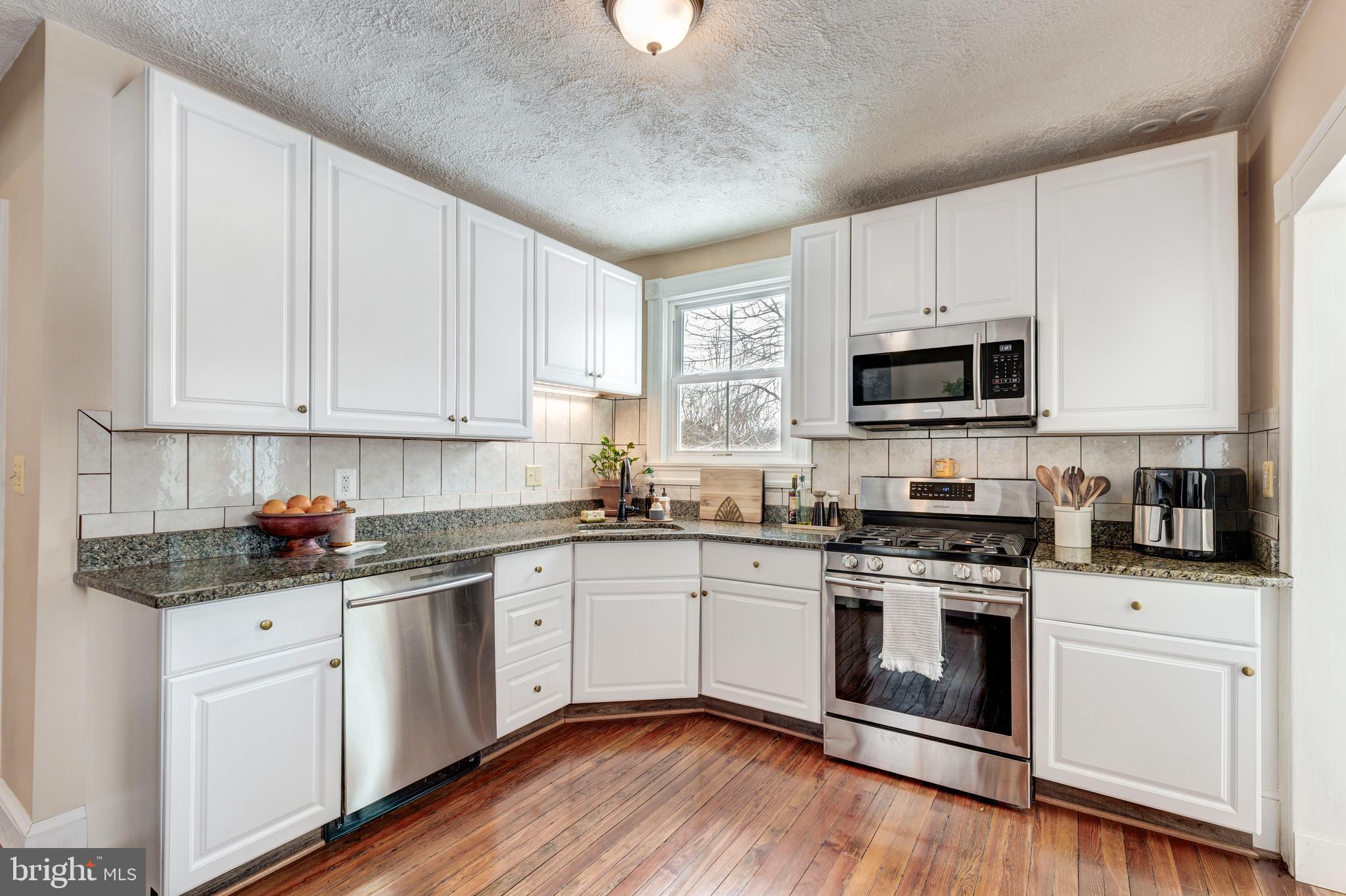 PLEASANT HILLS - Residential