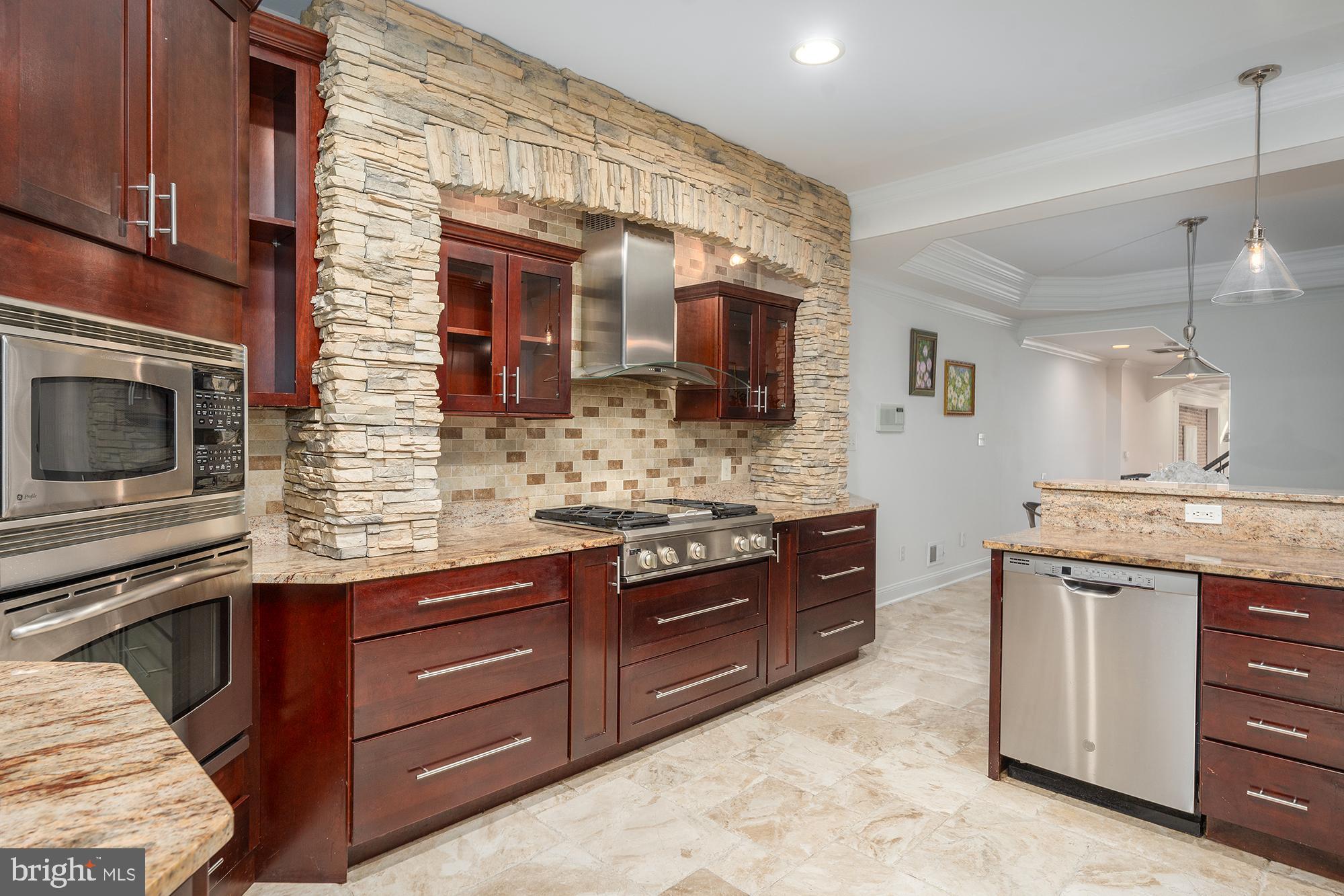 CANTON - Residential