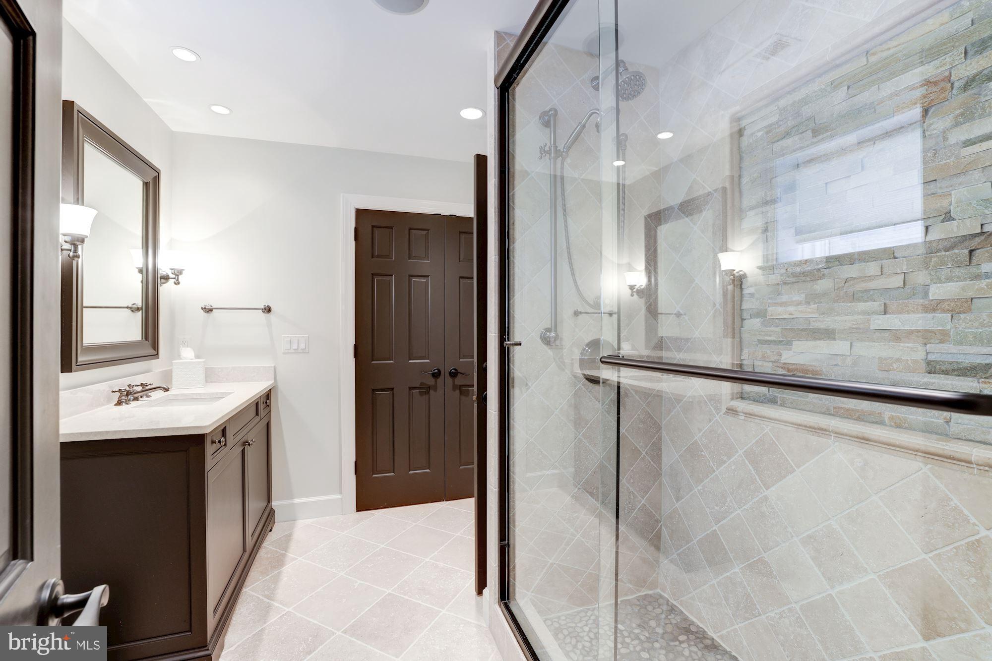 FRANKLIN PARK - Residential