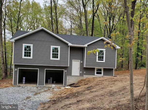 NEW HOME! Under construction to be complete by mid July. Split foyer design utilizing maximum square footage includes basement with 2 car garage. Stainless appliance package, upgraded cabinets and nice finishes throughout and already selected. Quality construction at affordable prices make this home a great opportunity. Why rent, when you can buy for less? Great location for VA & MD commuters. The $250 annual HOA fee allows you access to a large river lot with boat ramps and a playground.