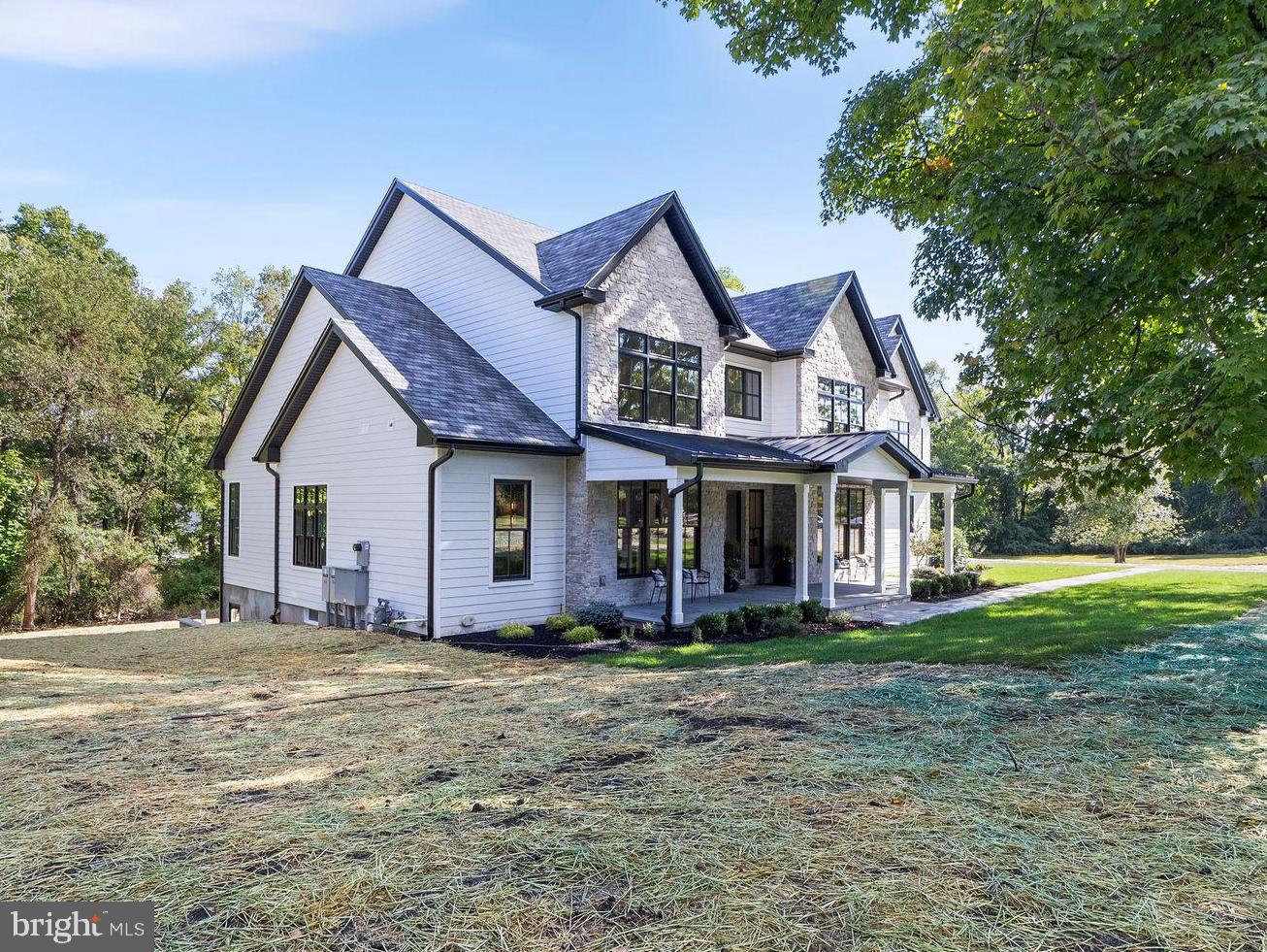 109 ROLLINGMEAD ROAD