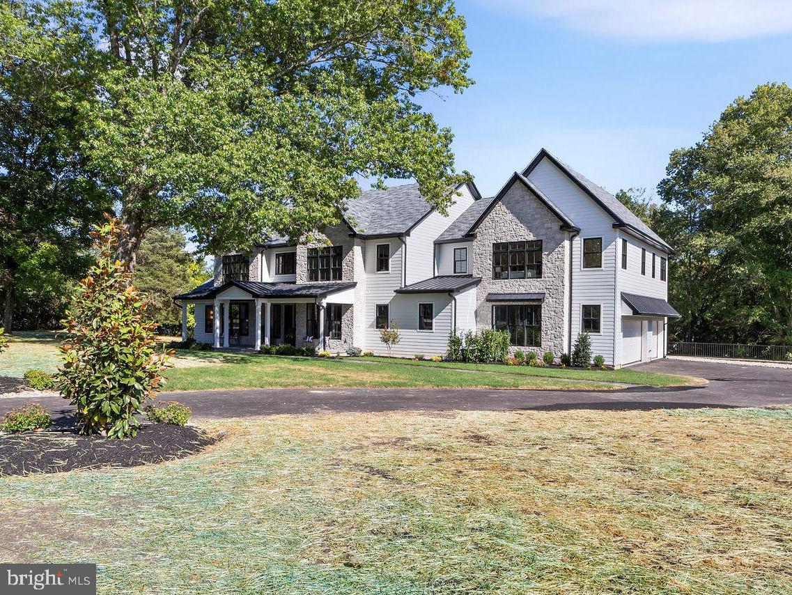 109 ROLLINGMEAD ROAD