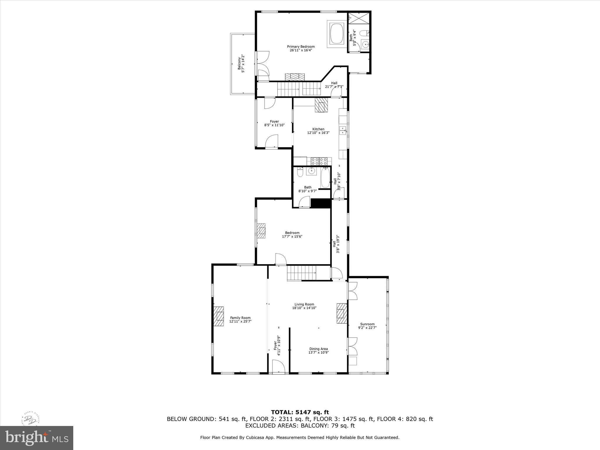 Main image without alt text