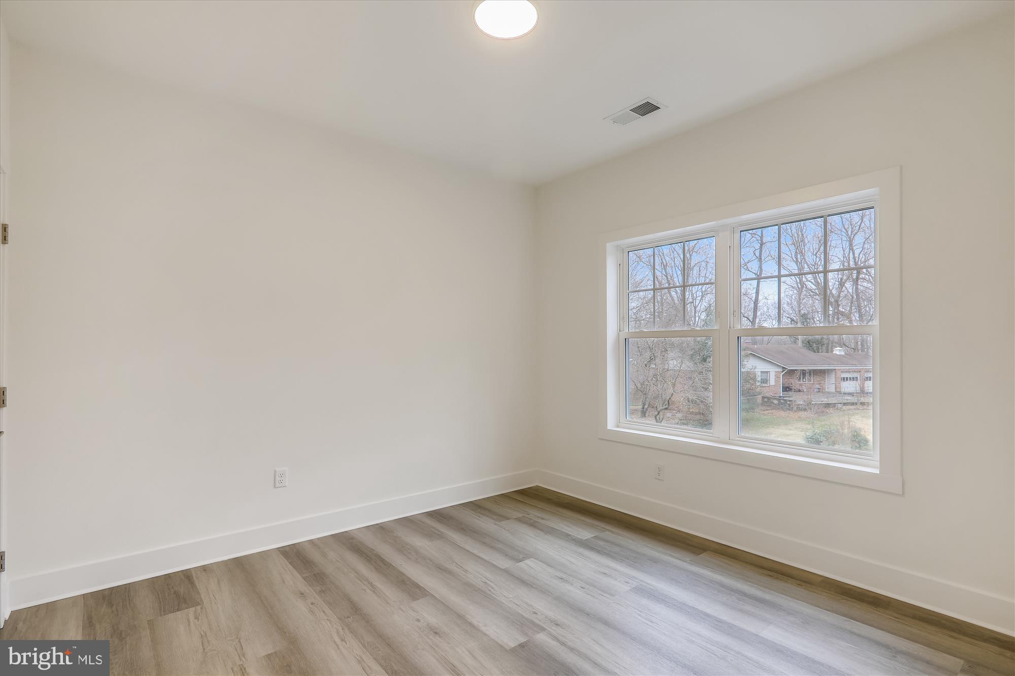 NORTH SPRINGBROOK - Residential Lease