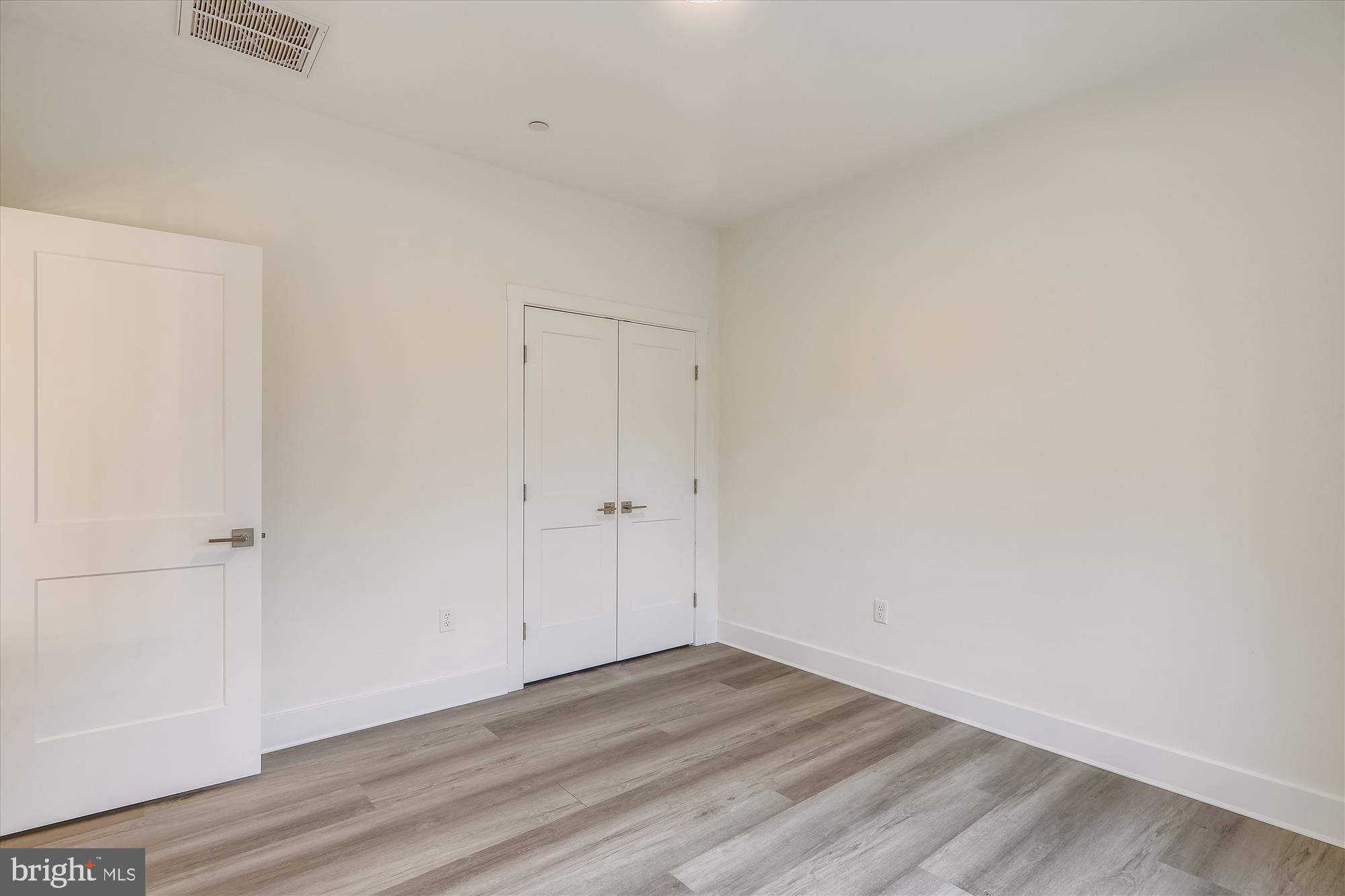 NORTH SPRINGBROOK - Residential Lease