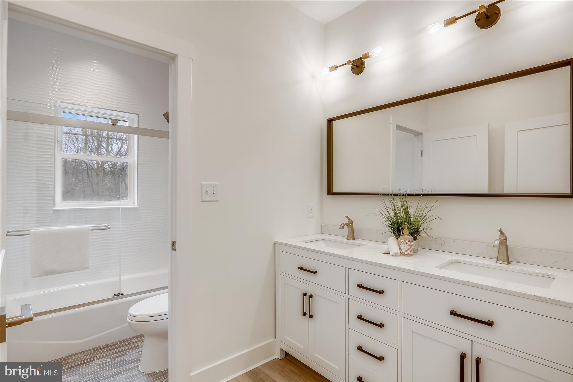 NORTH SPRINGBROOK - Residential Lease