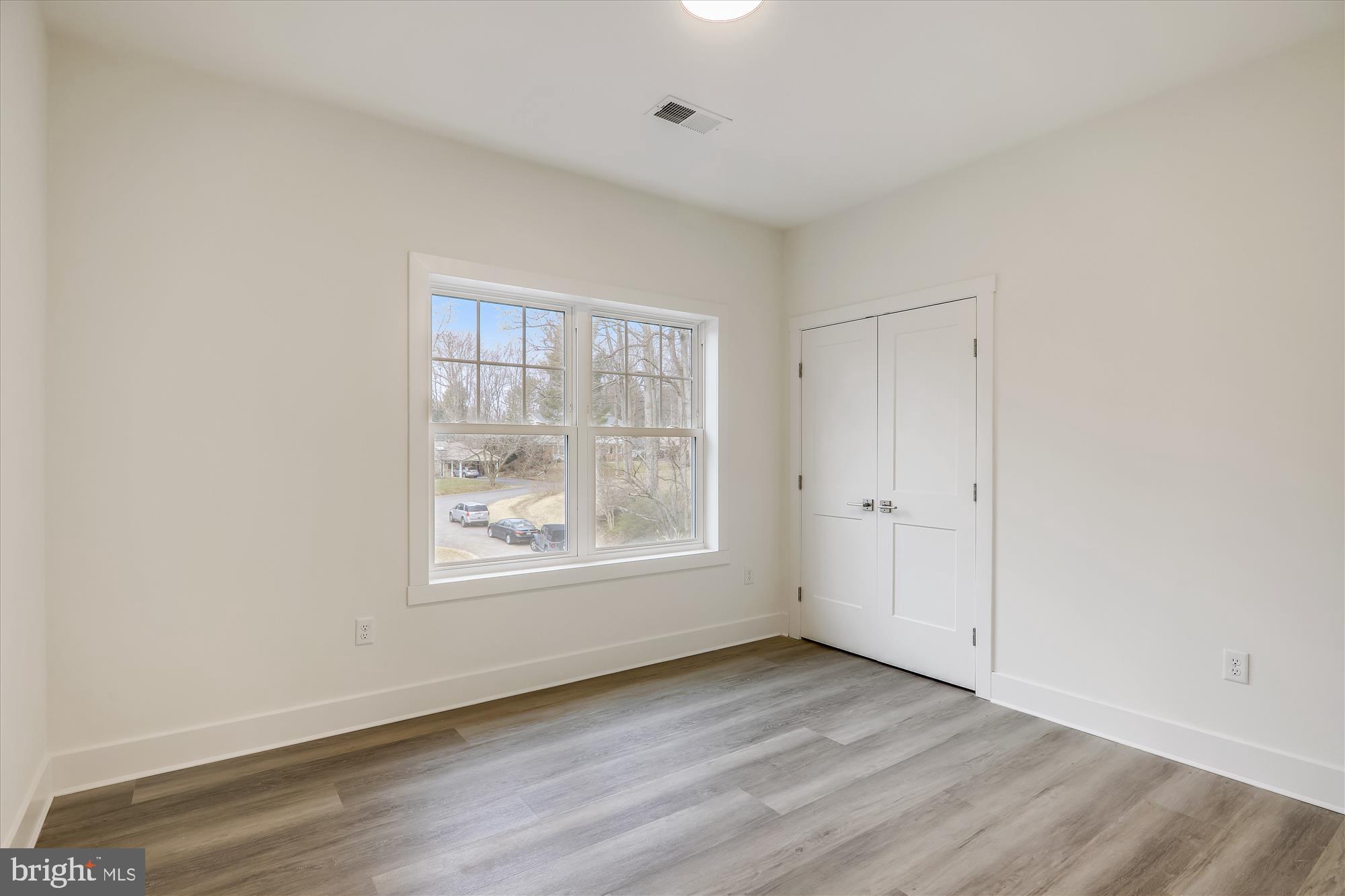 NORTH SPRINGBROOK - Residential Lease