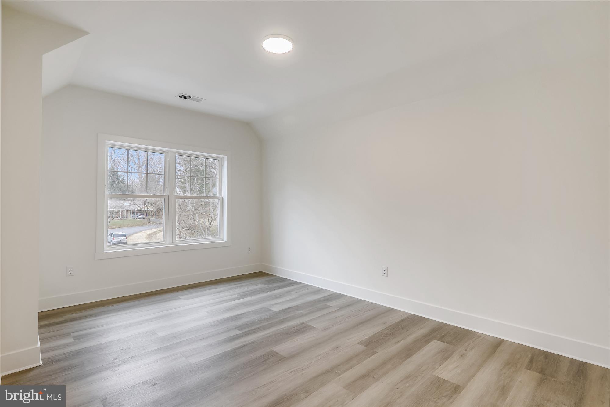 NORTH SPRINGBROOK - Residential Lease