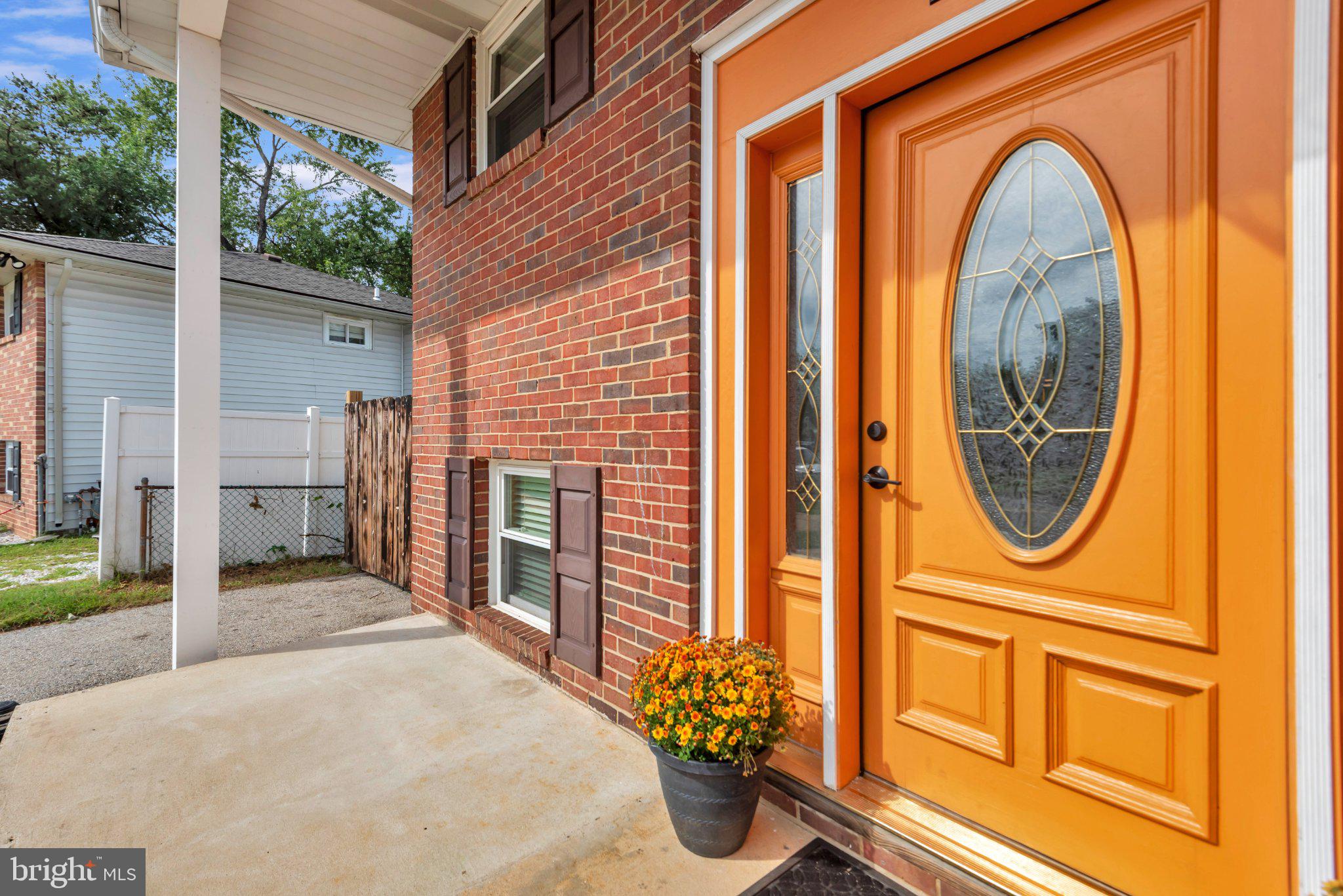 214 CROSS CREEK DRIVE