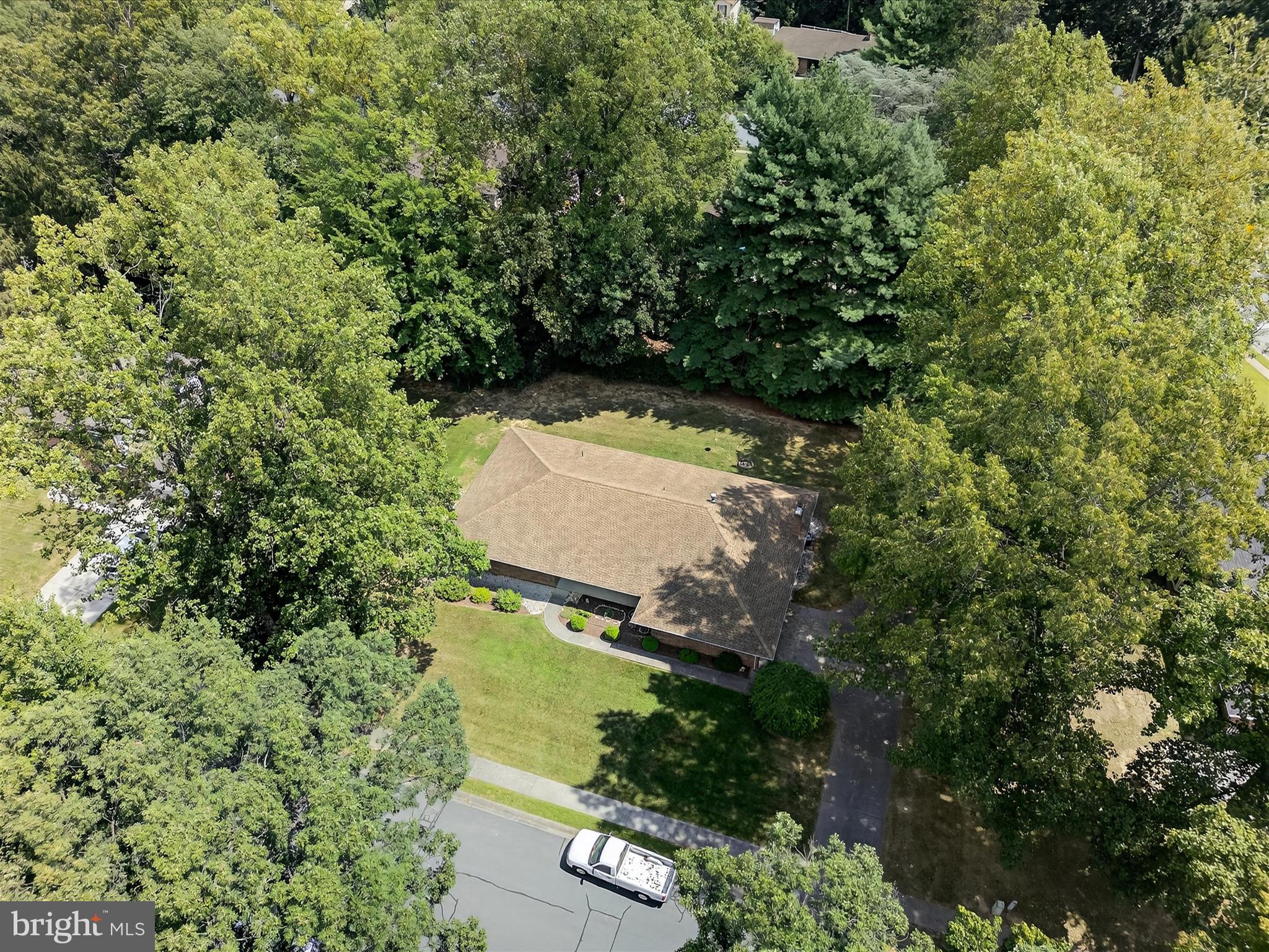 4024 LITTLE JOHN DRIVE