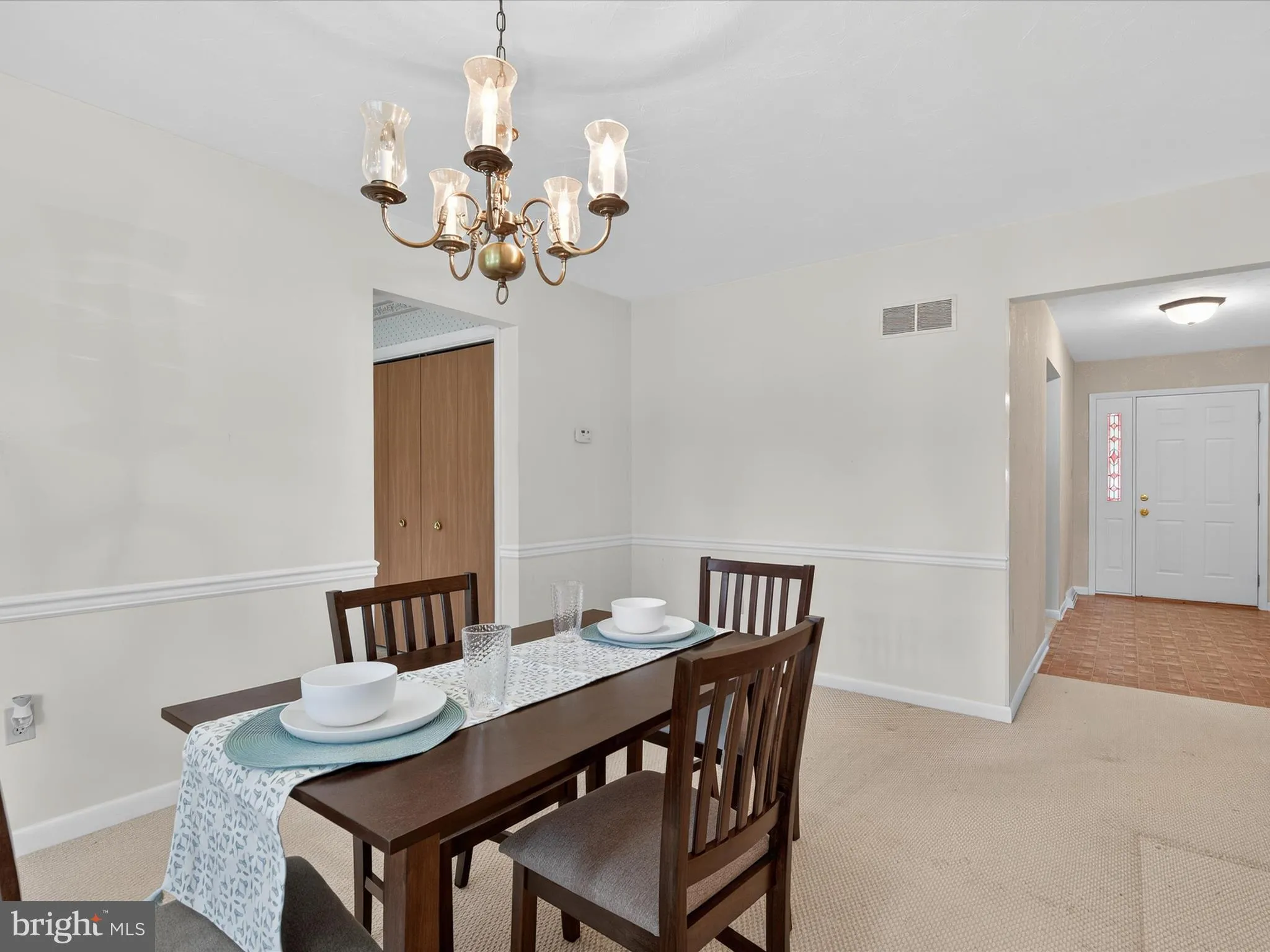 York, Pennsylvania 17408, United States, 3 Bedrooms Bedrooms, ,2 BathroomsBathrooms,Residential,Pending,191722