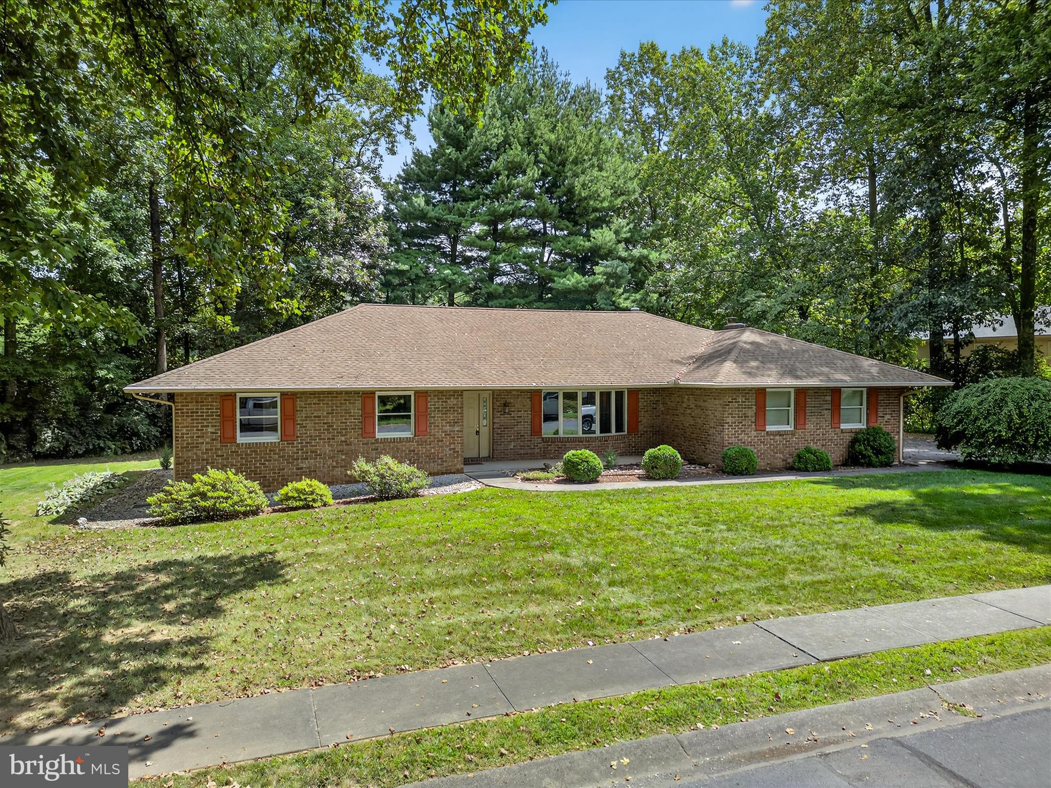 4024 LITTLE JOHN DRIVE