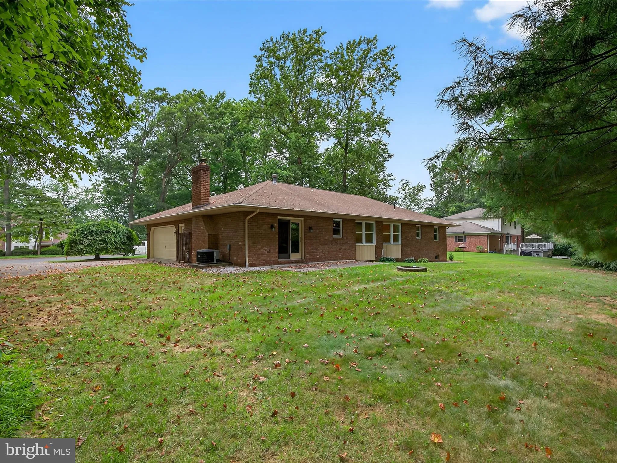 York, Pennsylvania 17408, United States, 3 Bedrooms Bedrooms, ,2 BathroomsBathrooms,Residential,Pending,191722