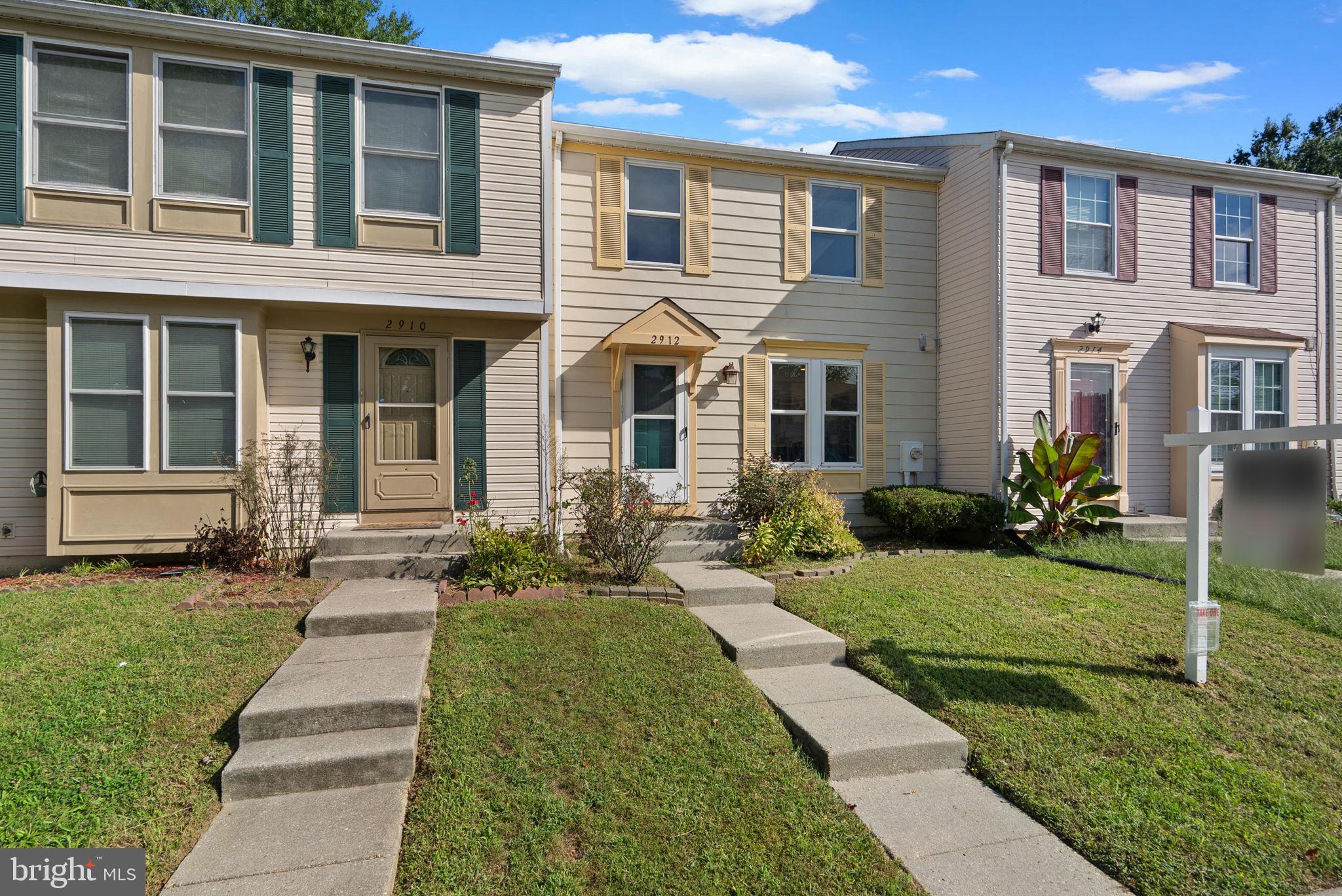 OAK POND - Residential