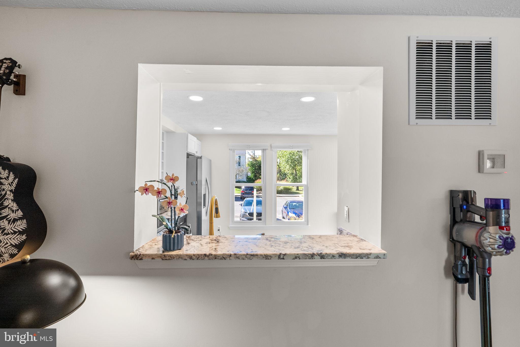 OAK POND - Residential