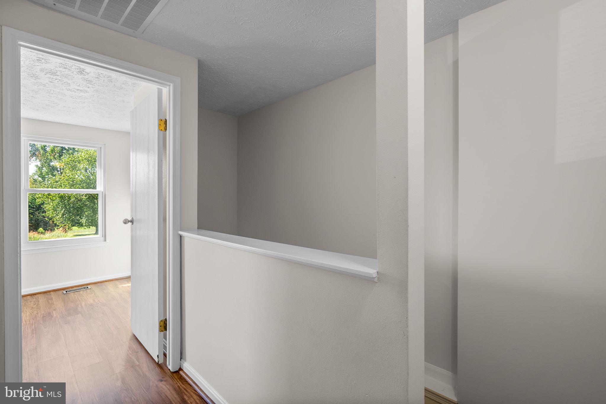 OAK POND - Residential