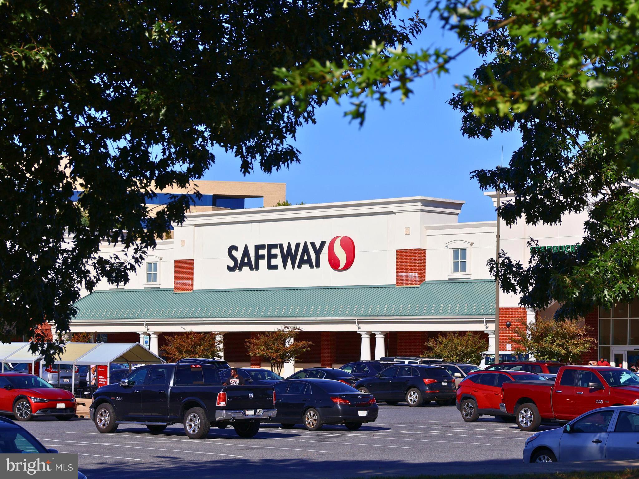 OAK POND - Residential