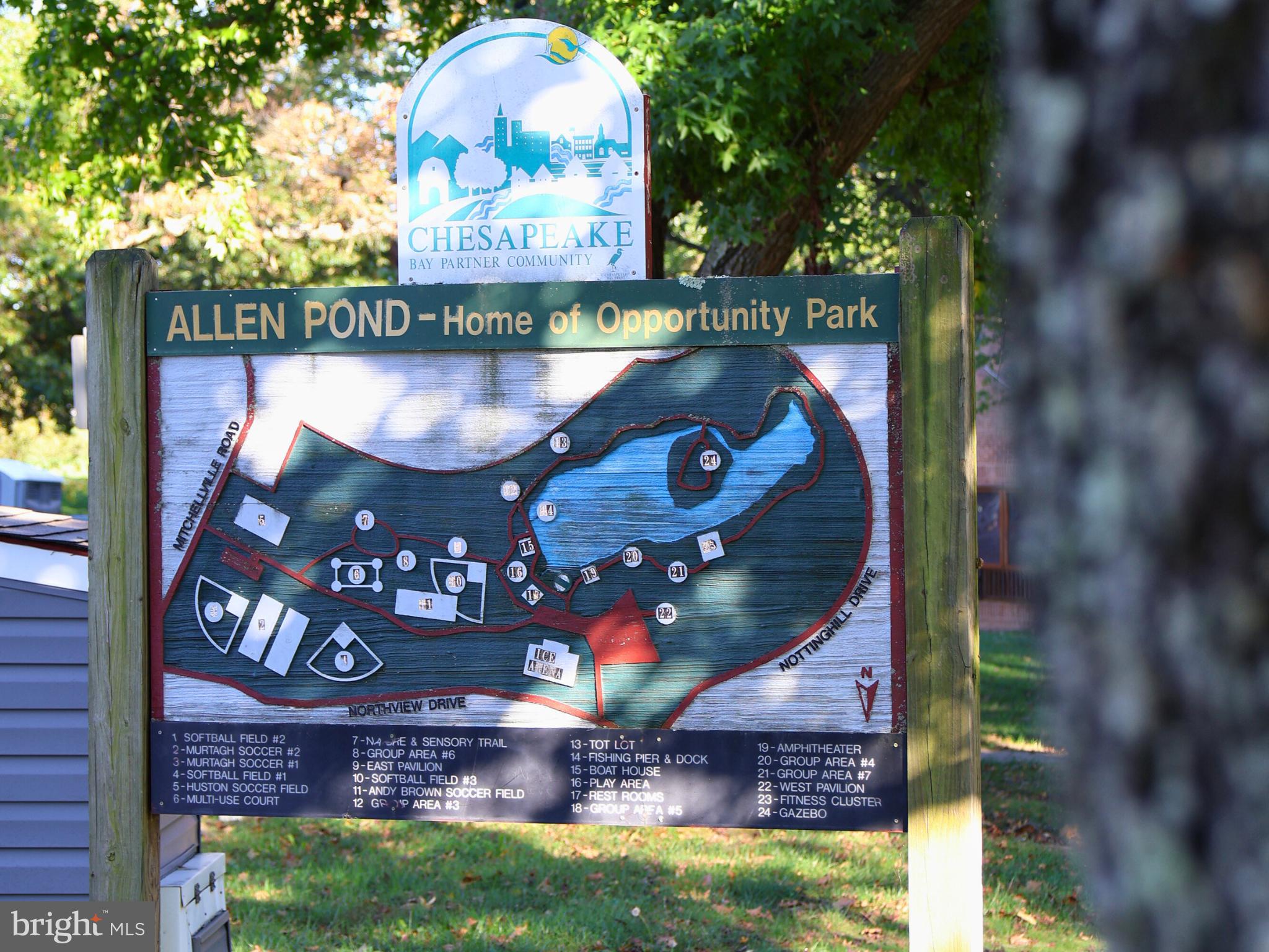 OAK POND - Residential