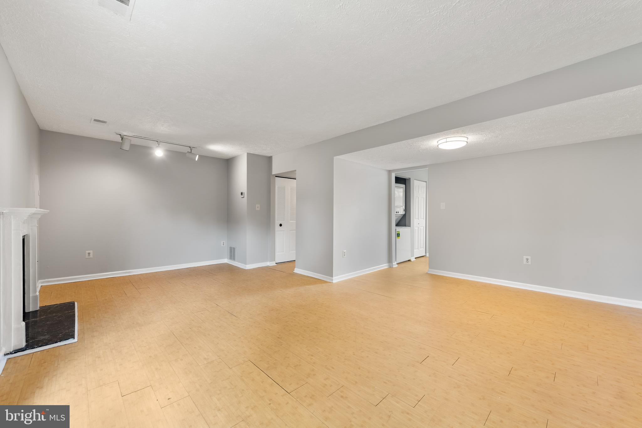 8632 WOODHUE COURT