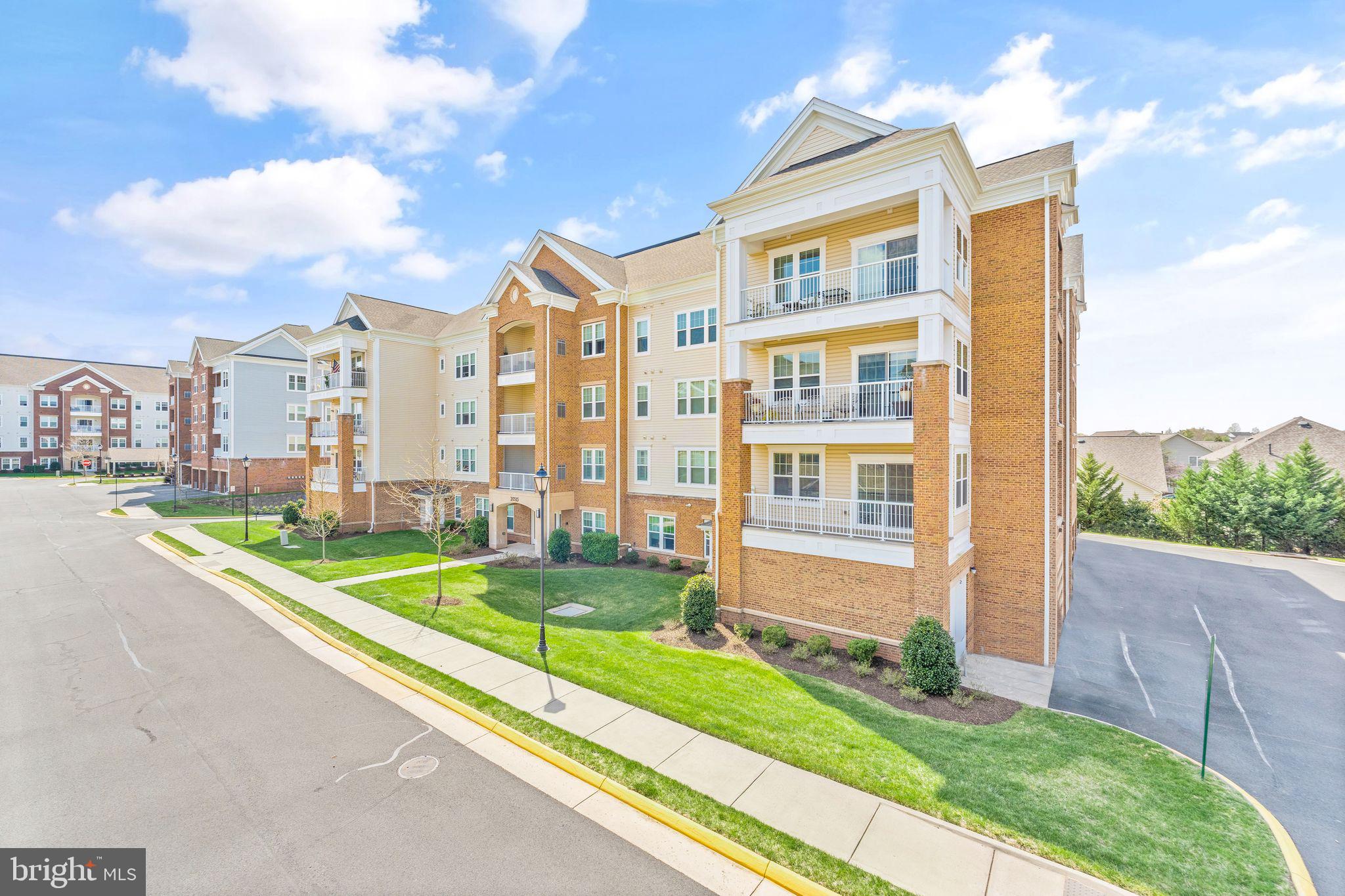 POTOMAC GREEN CONDOMINIUM - Residential