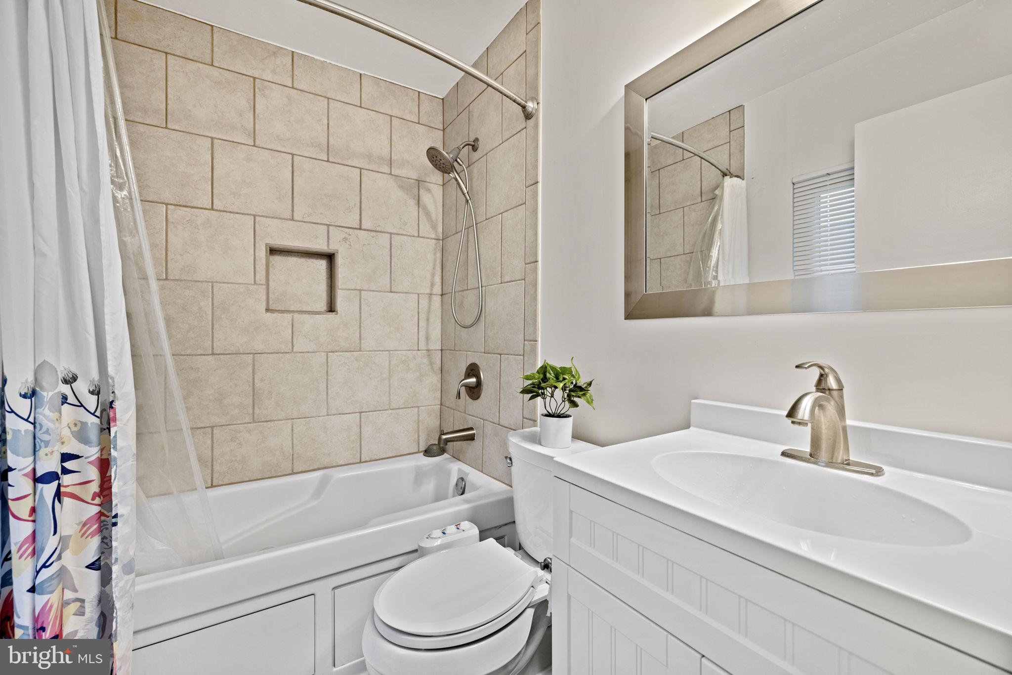 BONNIE BRAE - Residential