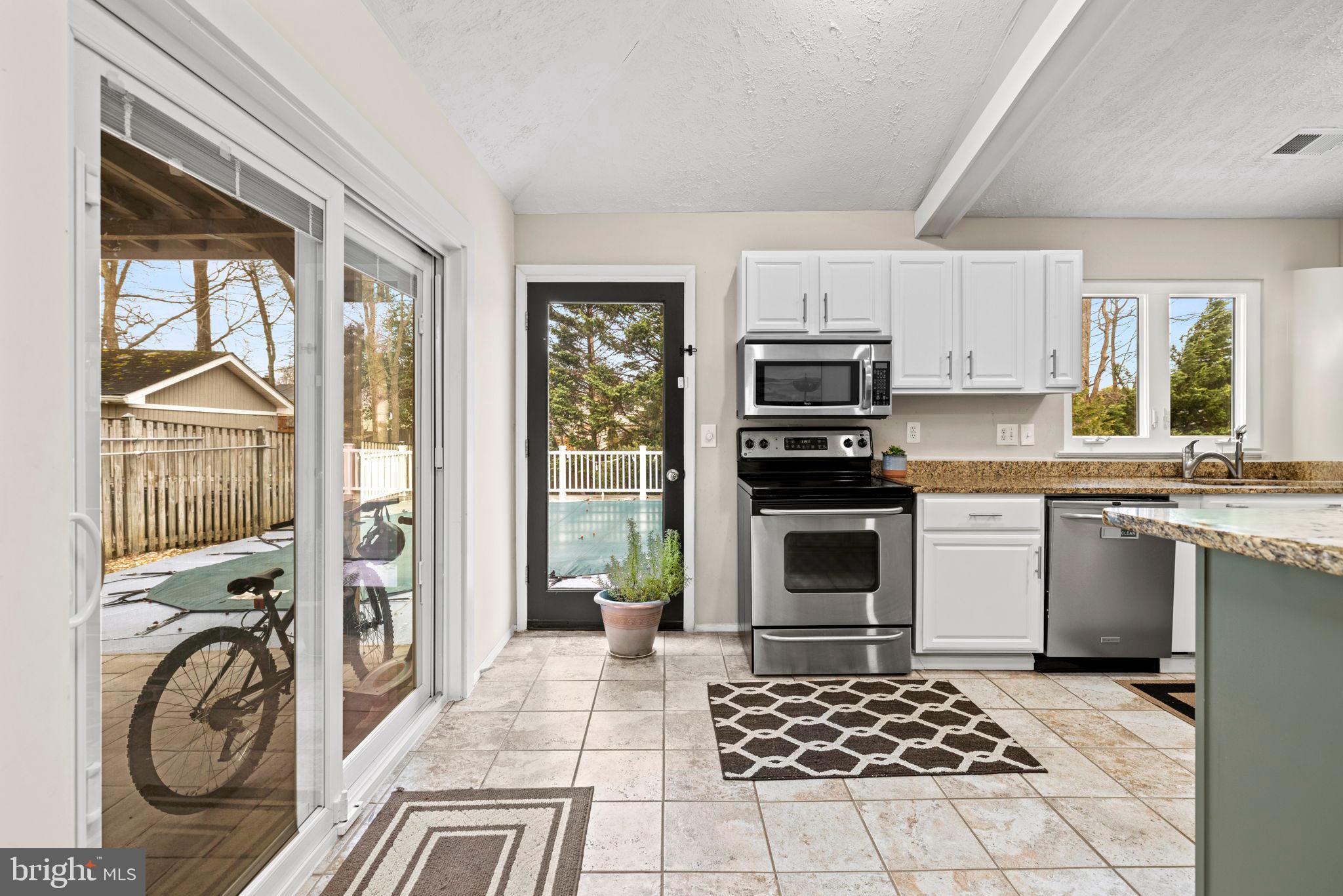 BONNIE BRAE - Residential