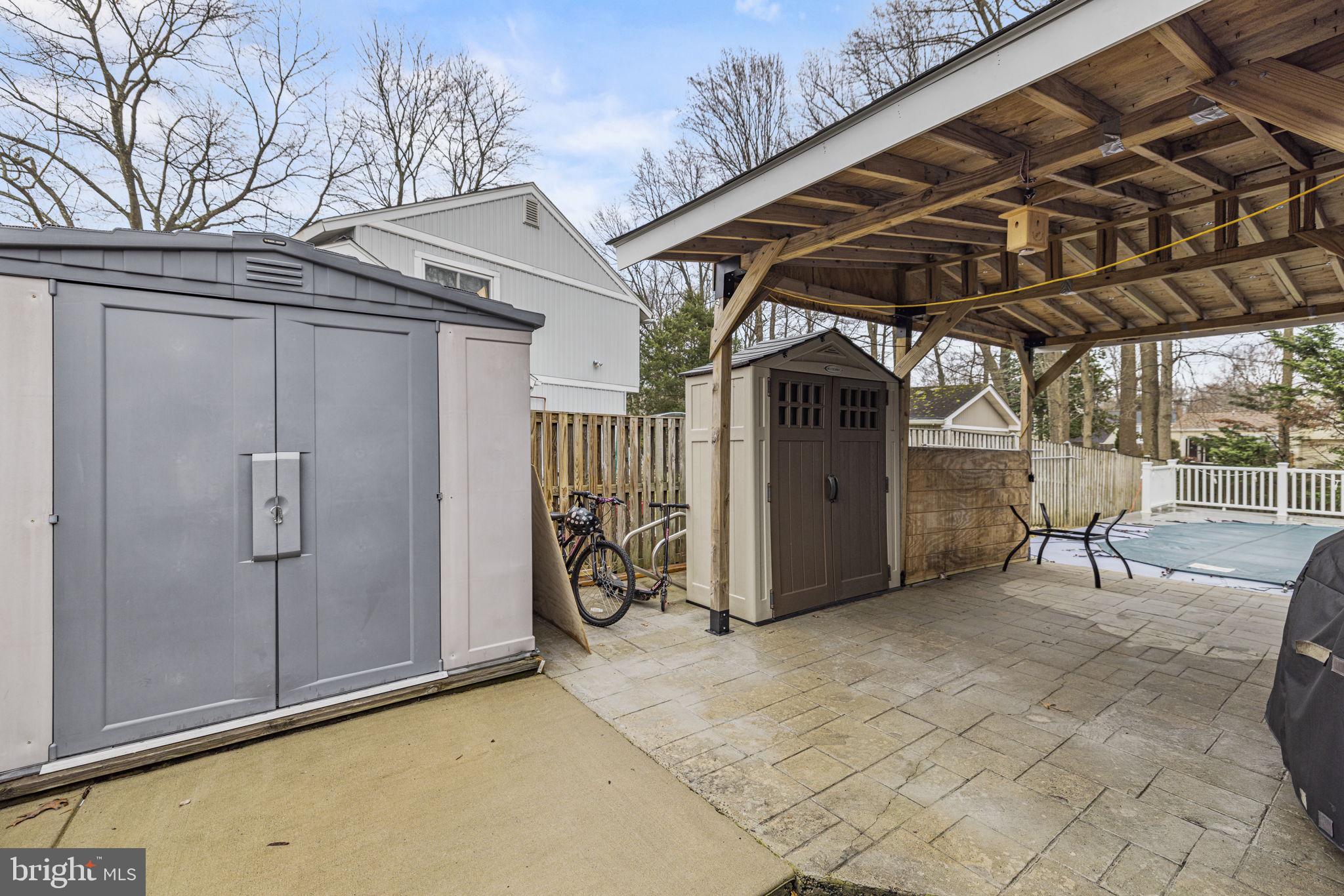 BONNIE BRAE - Residential