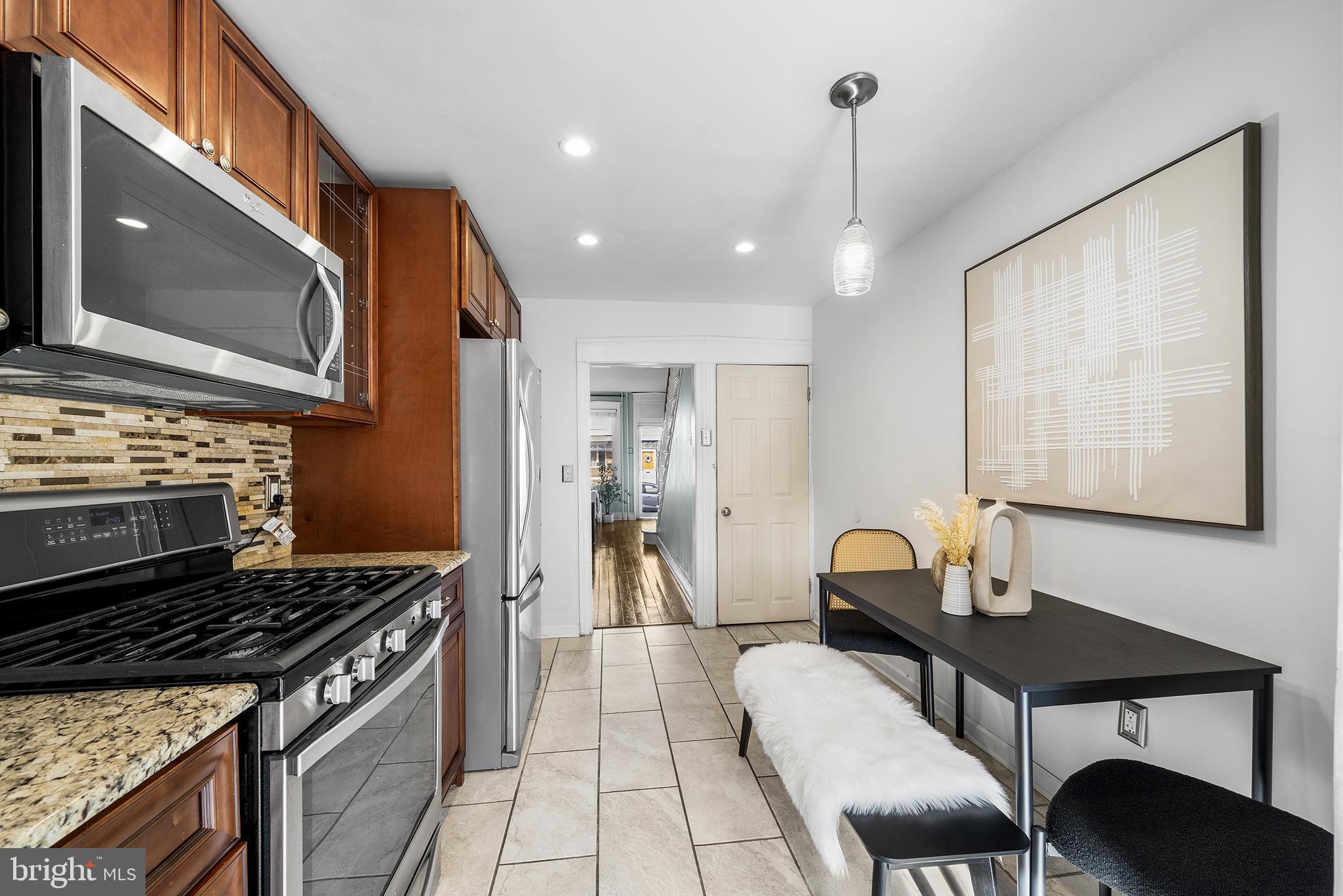 PORT RICHMOND - Residential