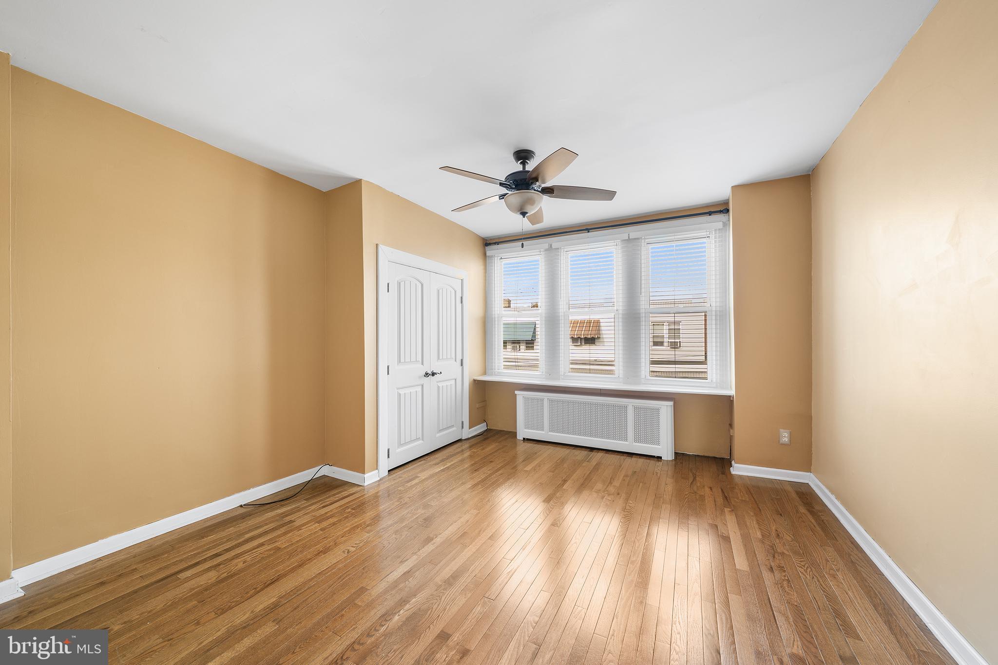 PORT RICHMOND - Residential