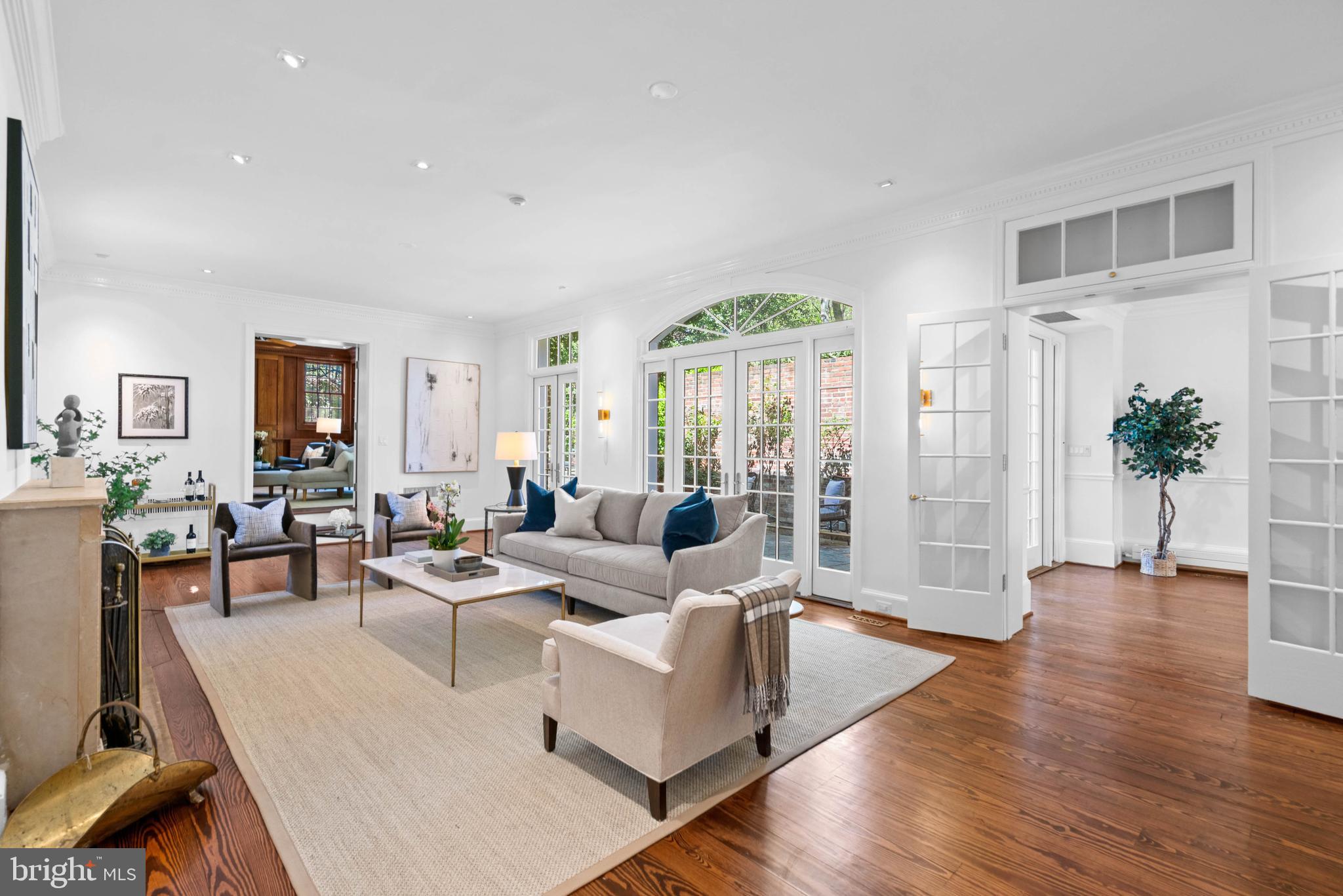 GEORGETOWN - Residential