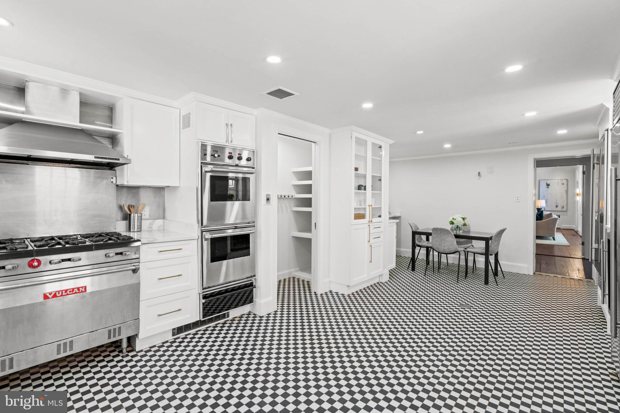 GEORGETOWN - Residential