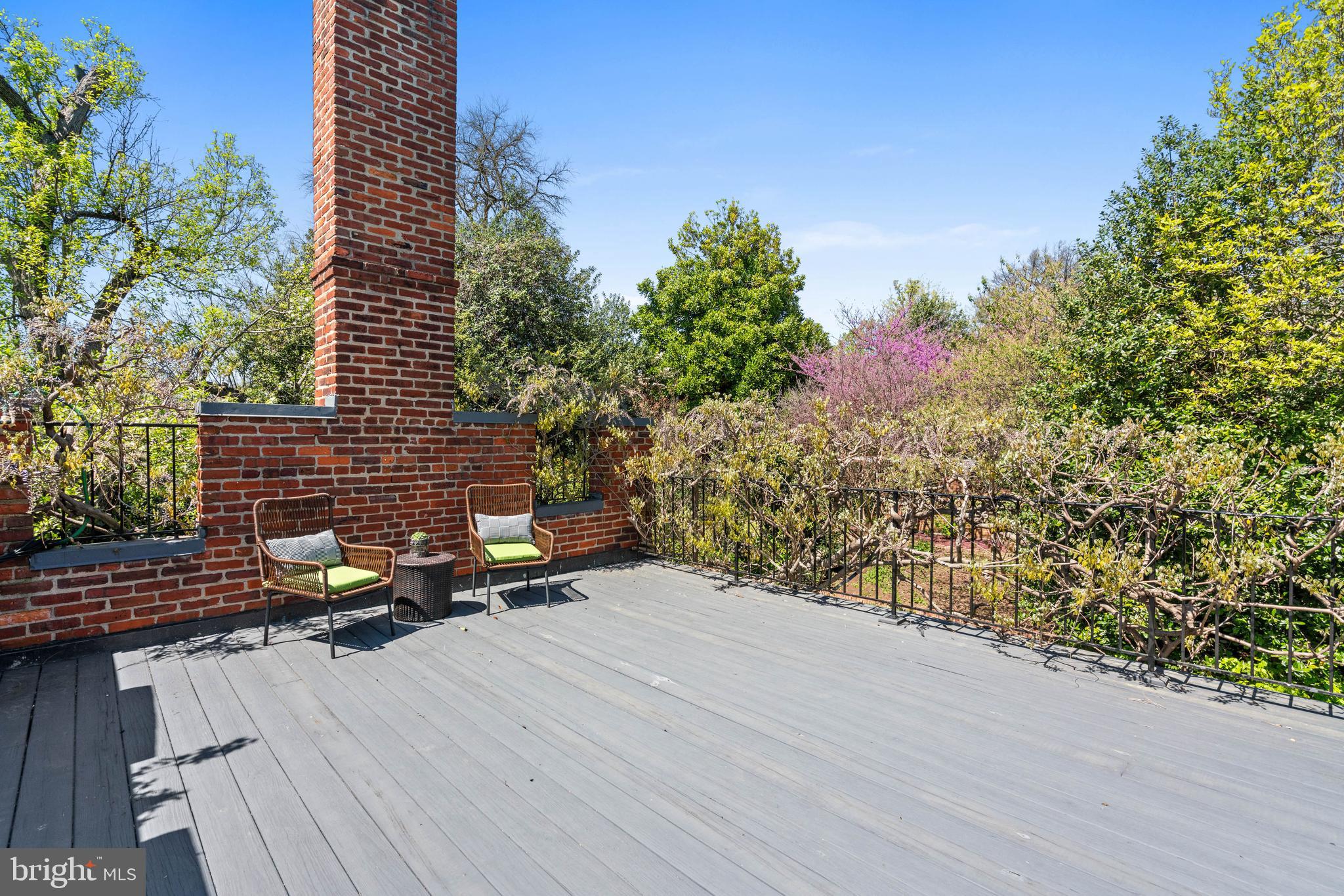GEORGETOWN - Residential