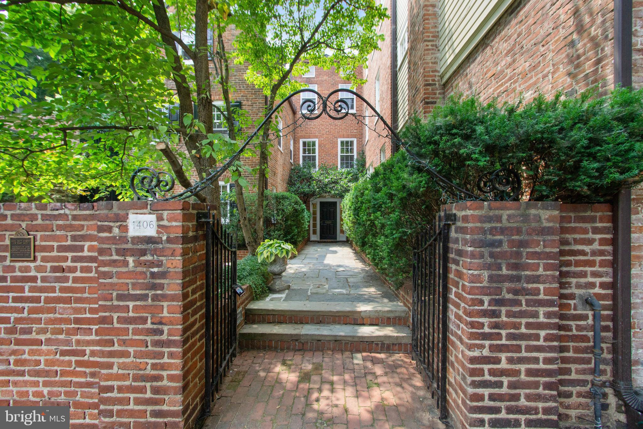 1406 34TH STREET NW