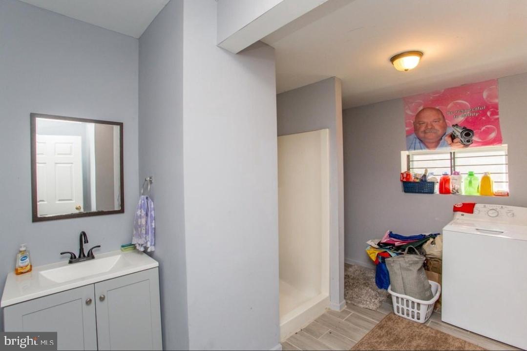 TEMPLE UNIVERSITY - Residential Lease