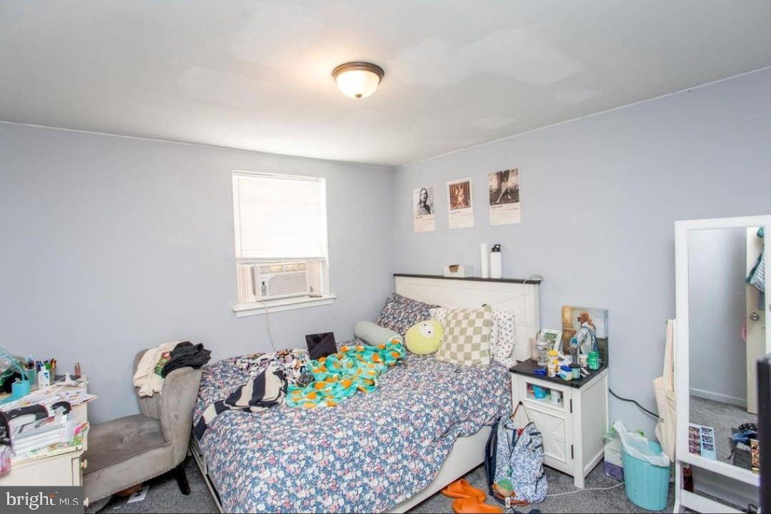 TEMPLE UNIVERSITY - Residential Lease